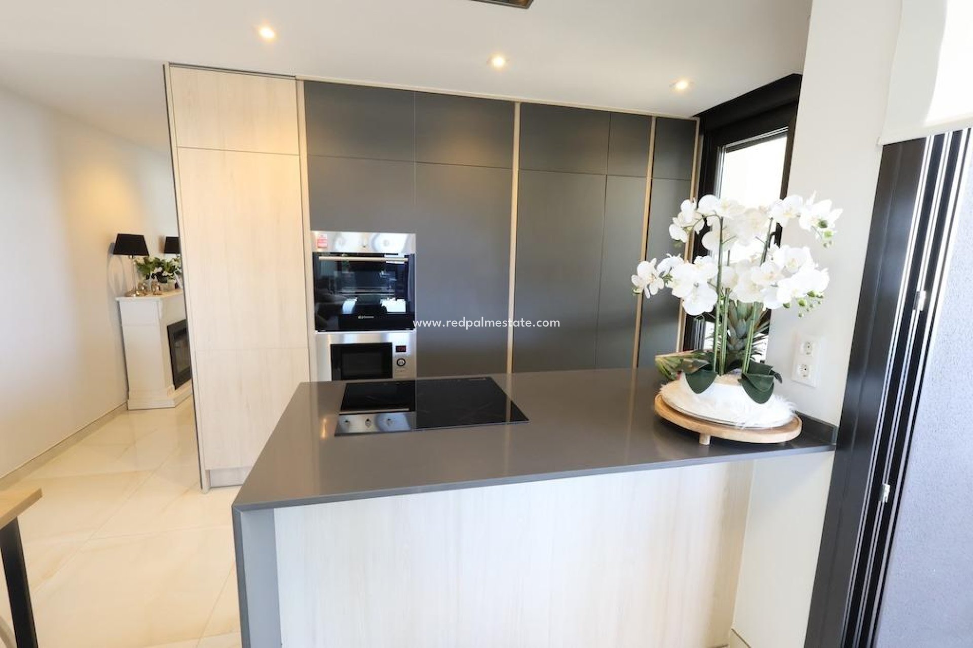 Resale - Apartment -
Orihuela Costa