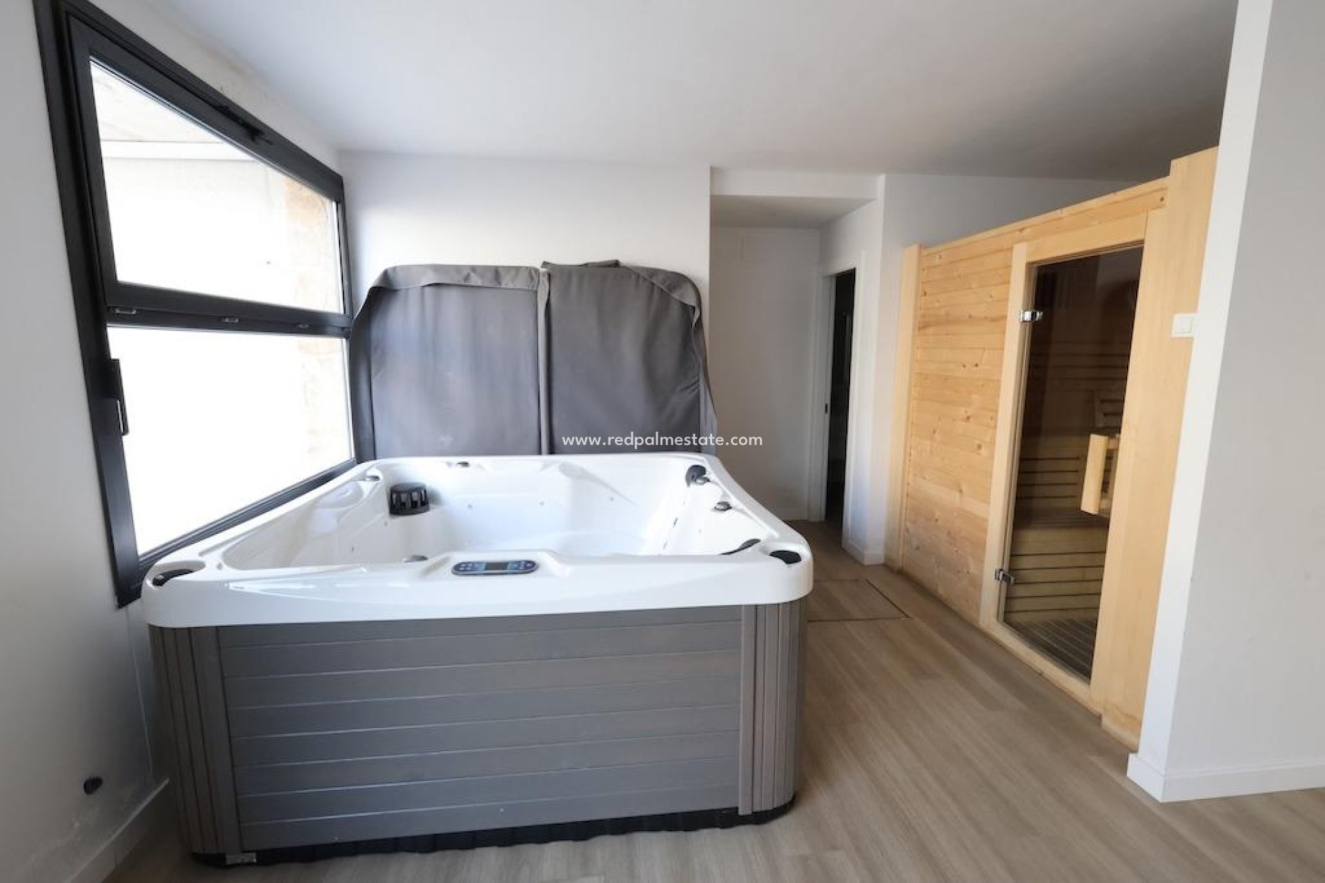 Resale - Apartment -
Orihuela Costa