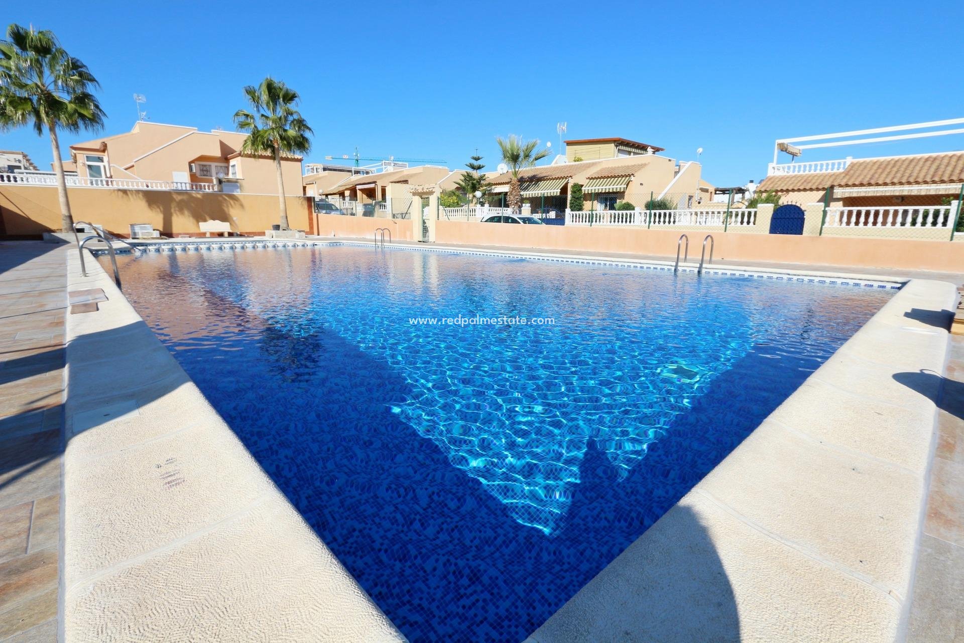 Resale - Apartment -
Orihuela Costa