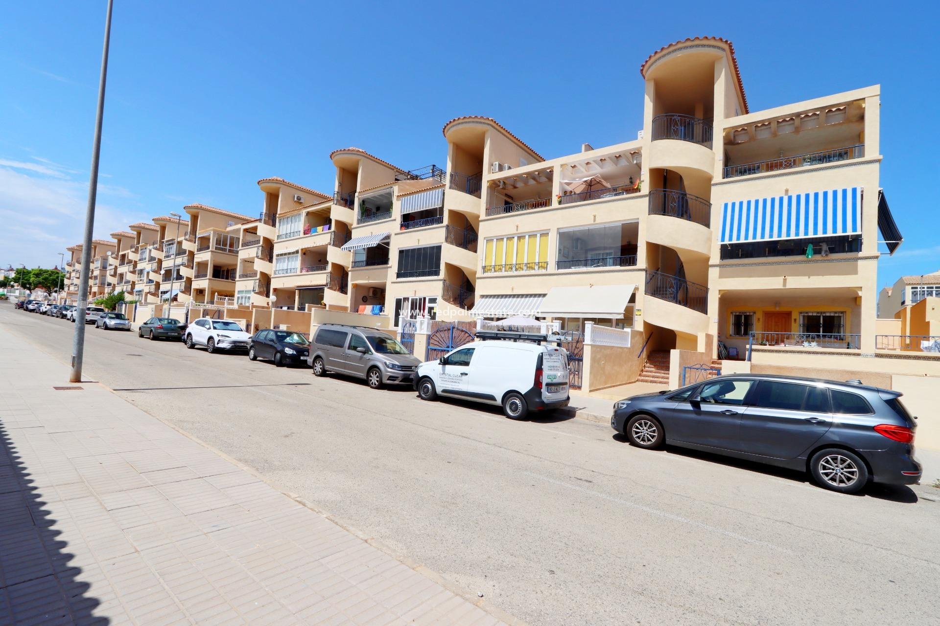 Resale - Apartment -
Orihuela Costa