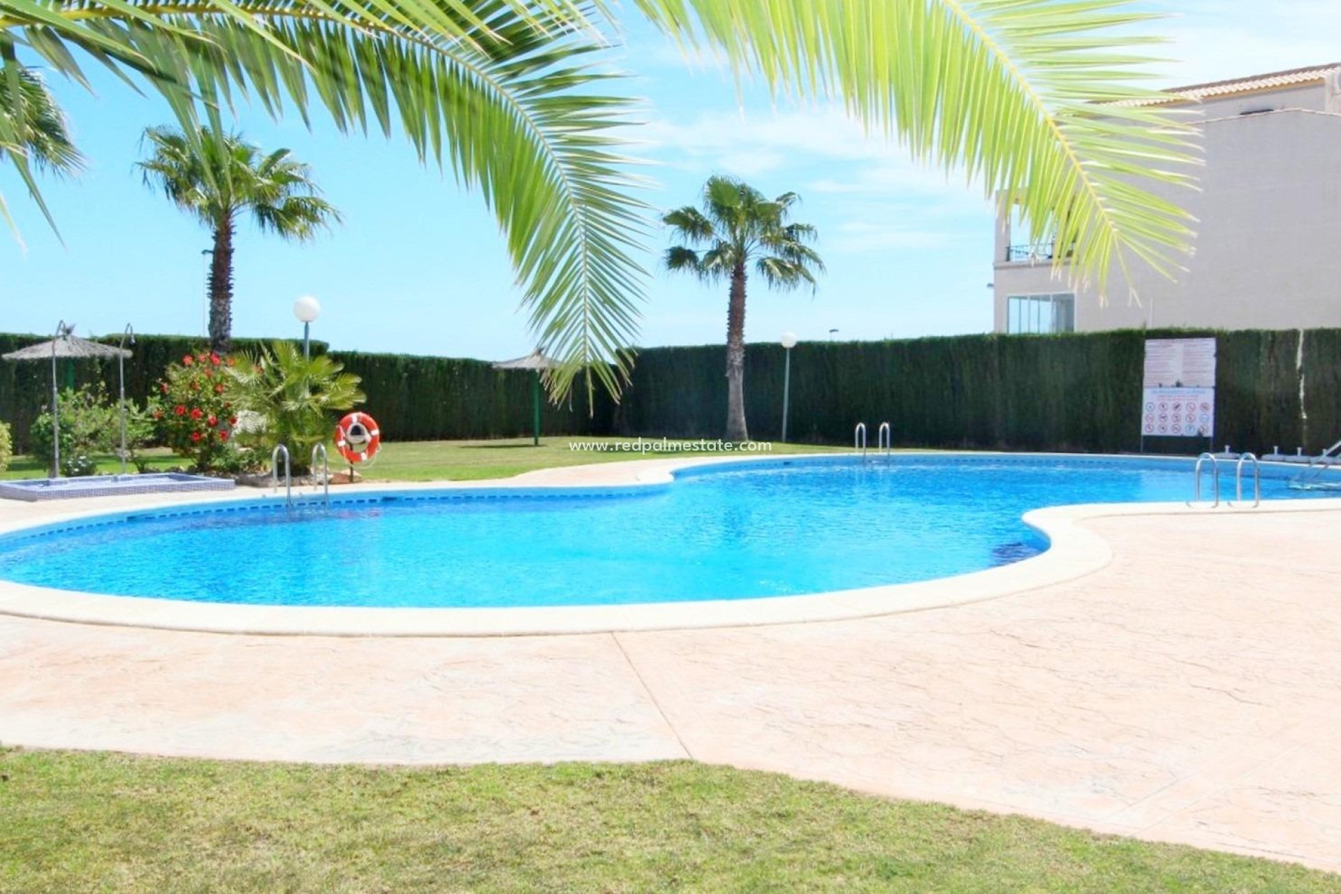 Resale - Apartment -
Orihuela Costa