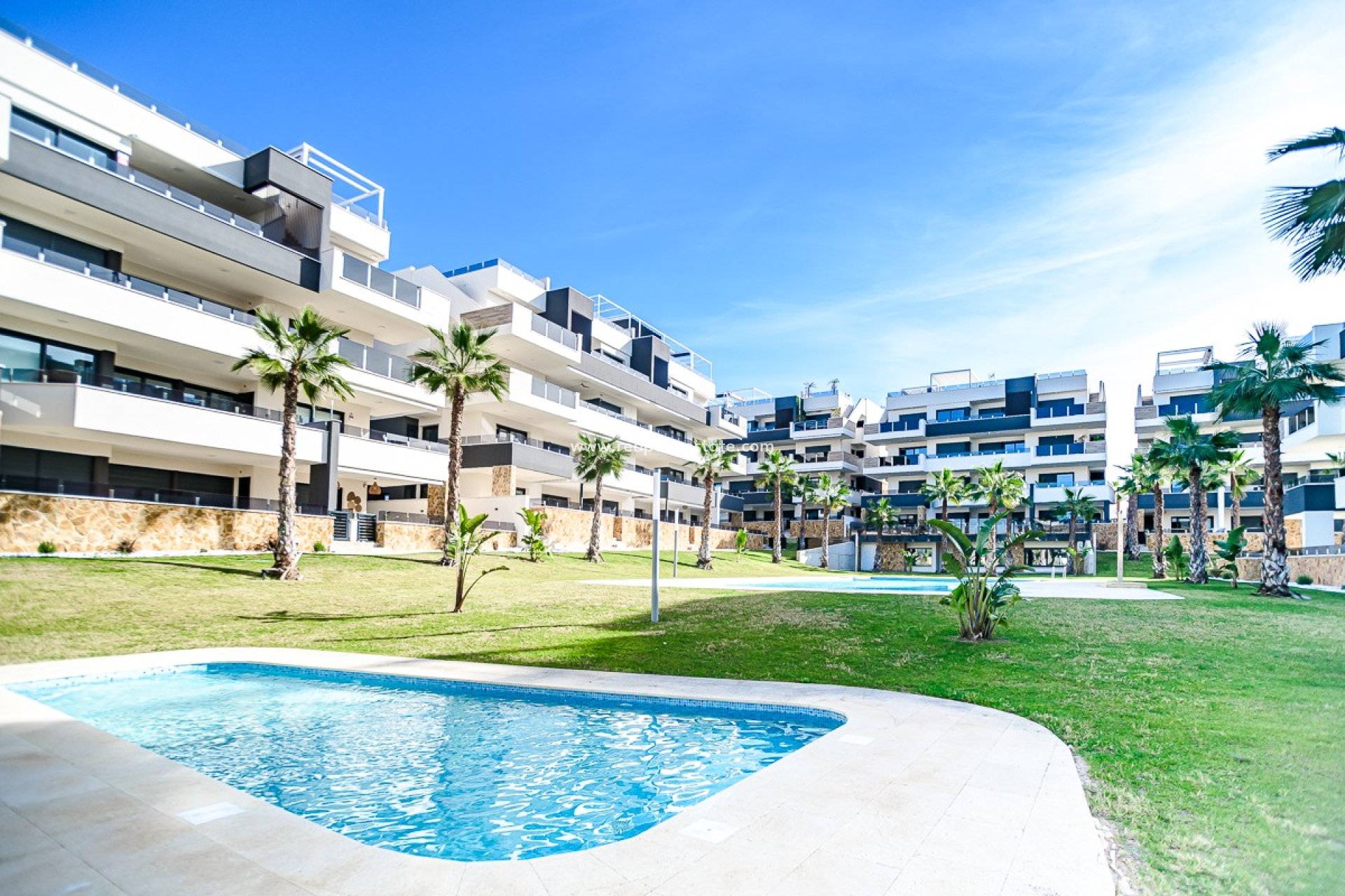 Resale - Apartment -
Orihuela Costa
