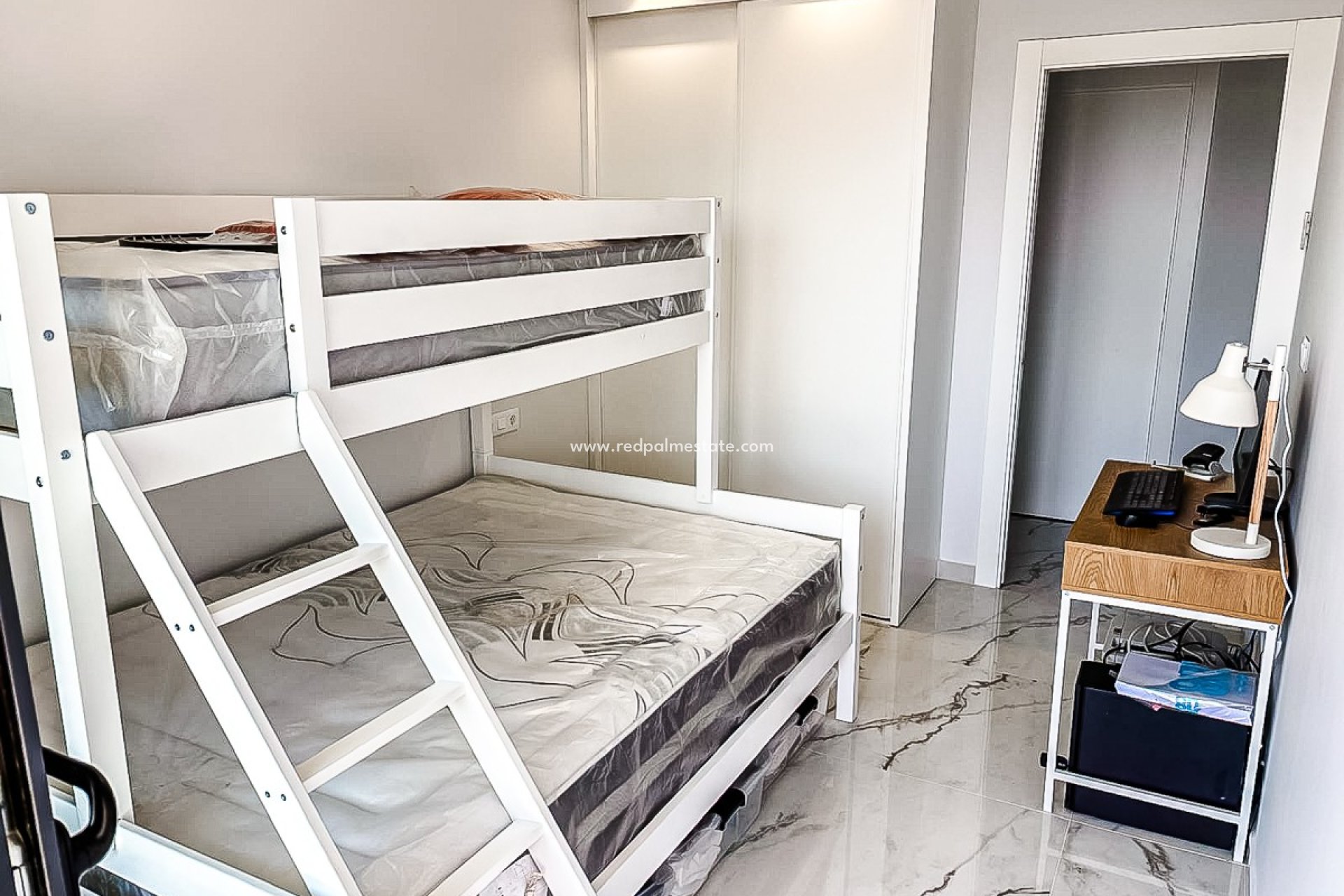 Resale - Apartment -
Orihuela Costa
