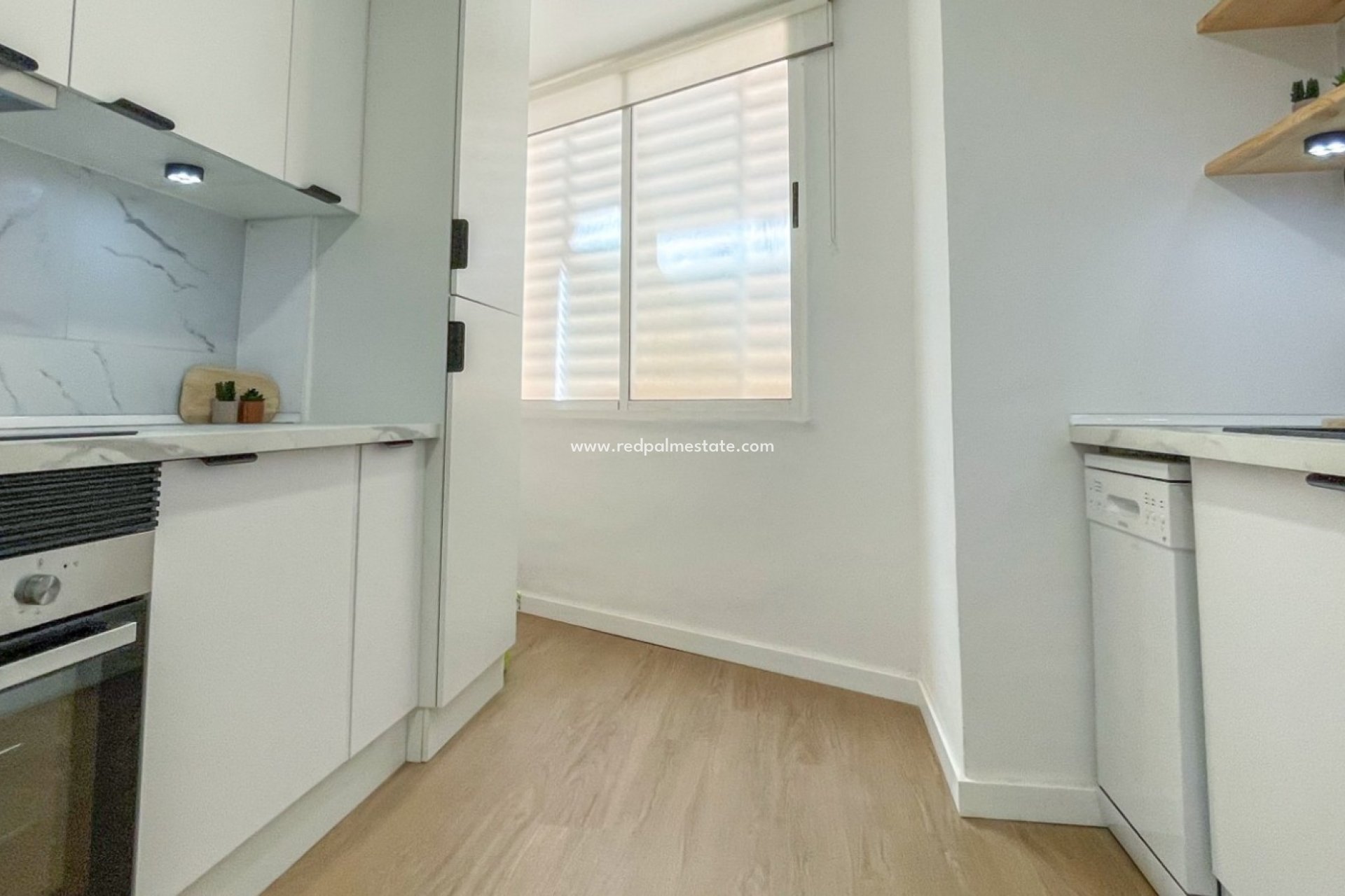 Resale - Apartment -
Orihuela Costa
