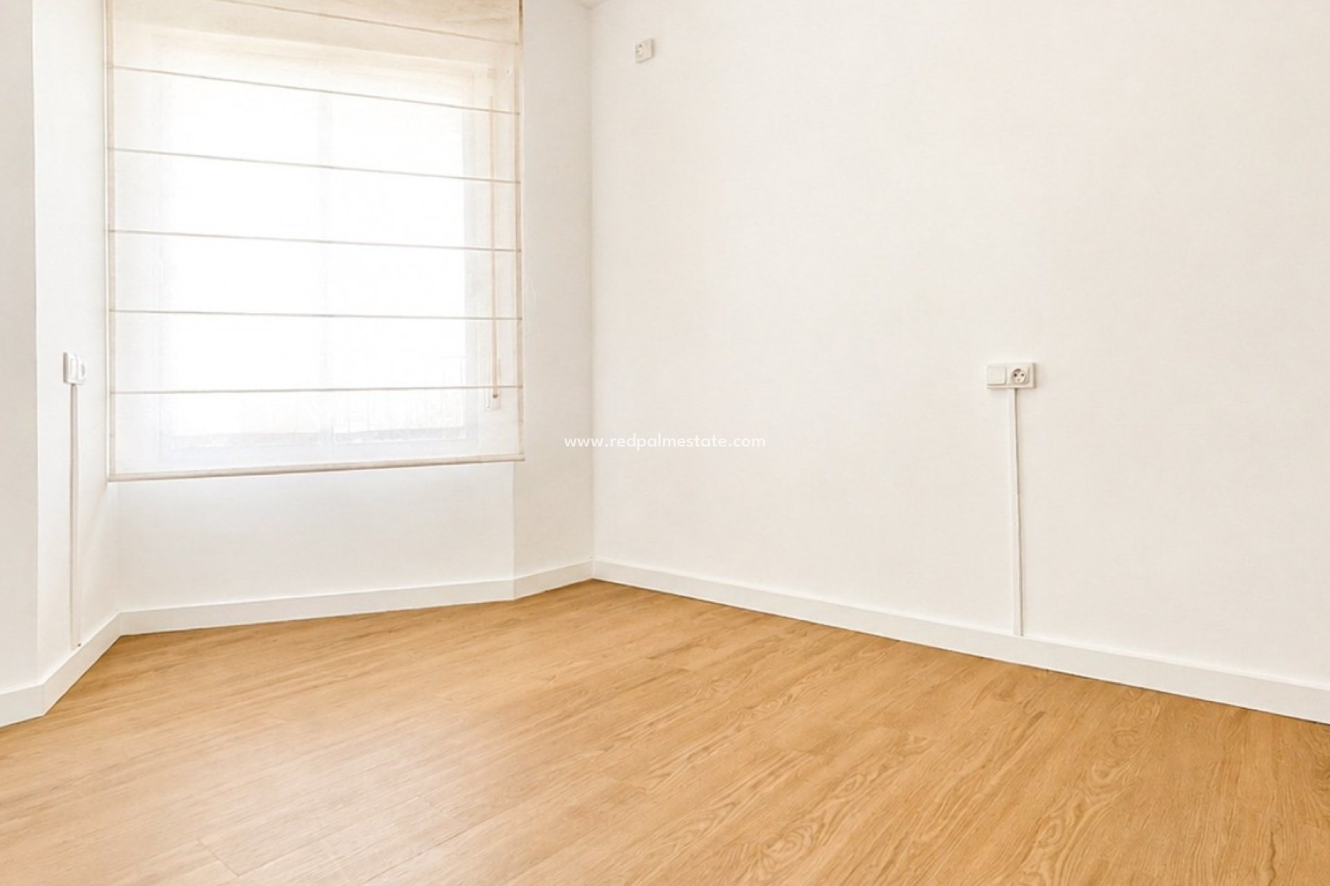 Resale - Apartment -
Orihuela Costa