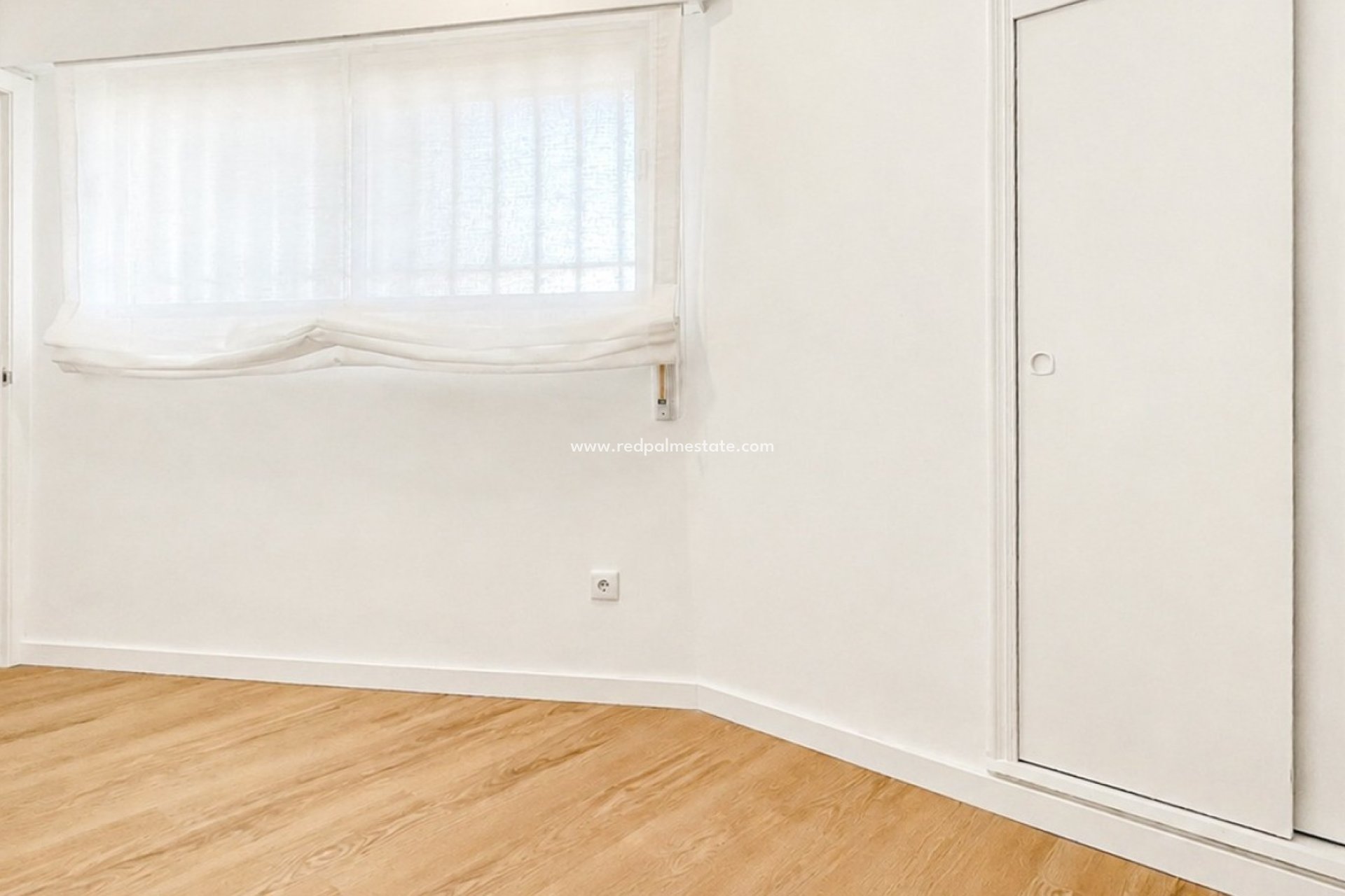 Resale - Apartment -
Orihuela Costa