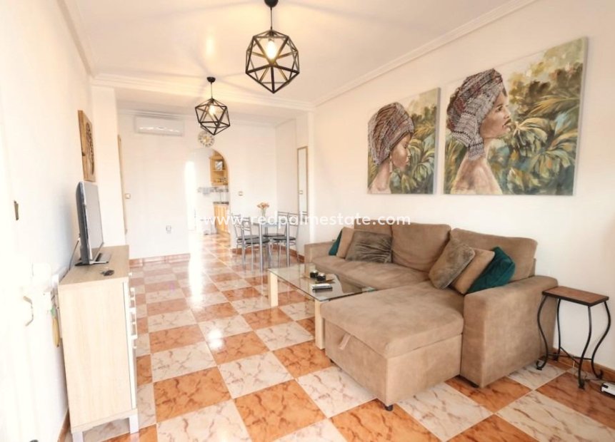 Resale - Apartment -
Orihuela Costa
