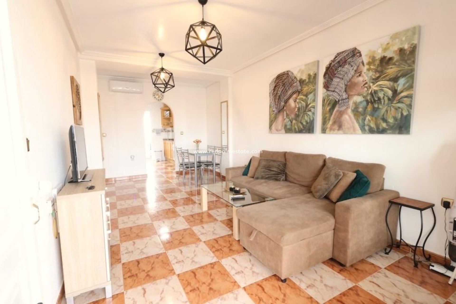 Resale - Apartment -
Orihuela Costa