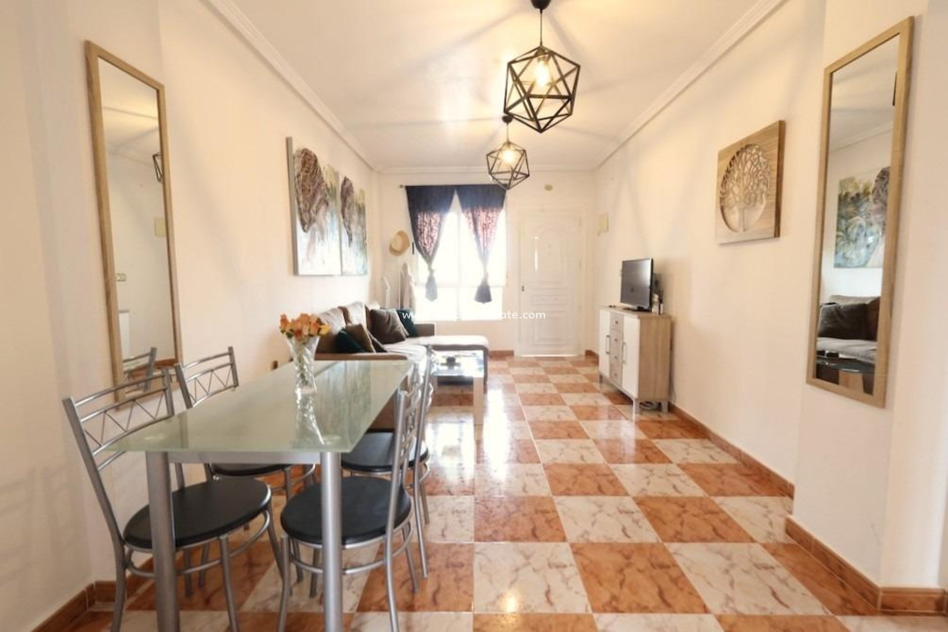 Resale - Apartment -
Orihuela Costa