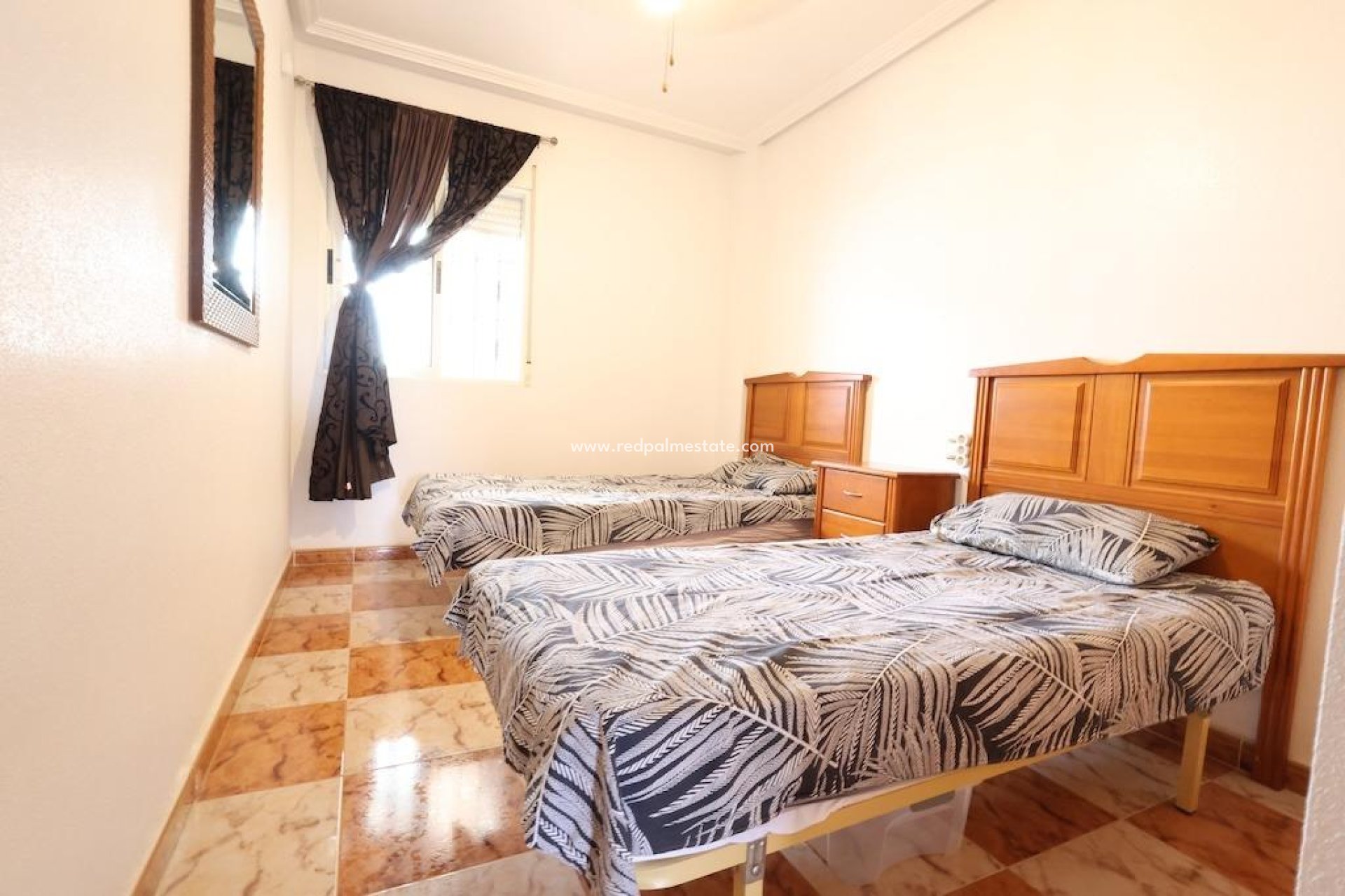 Resale - Apartment -
Orihuela Costa