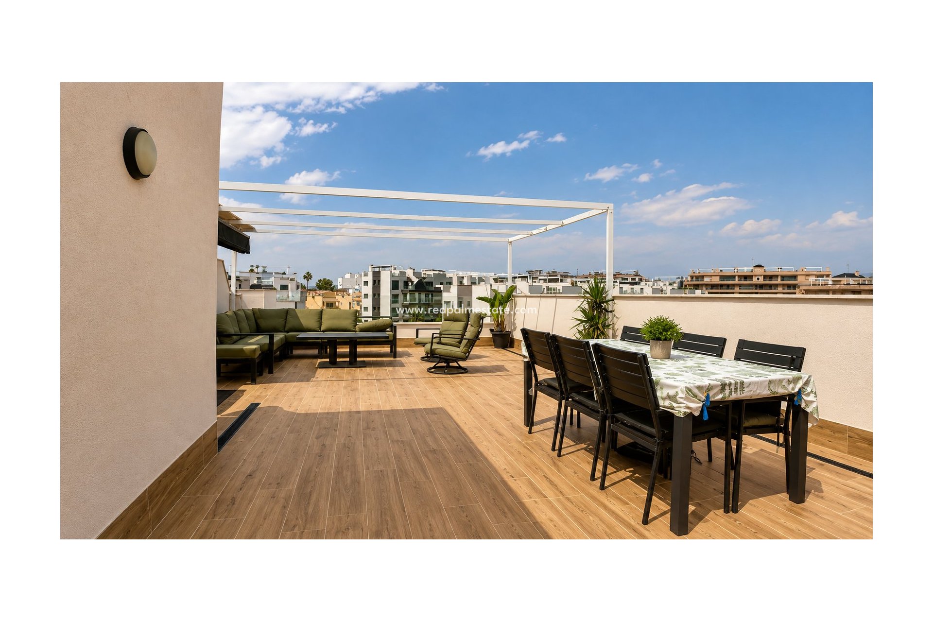 Resale - Apartment -
Orihuela Costa