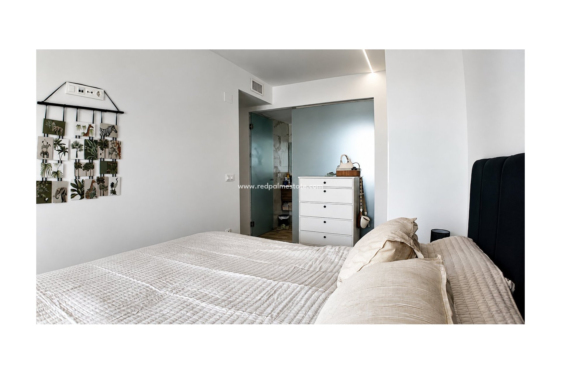 Resale - Apartment -
Orihuela Costa