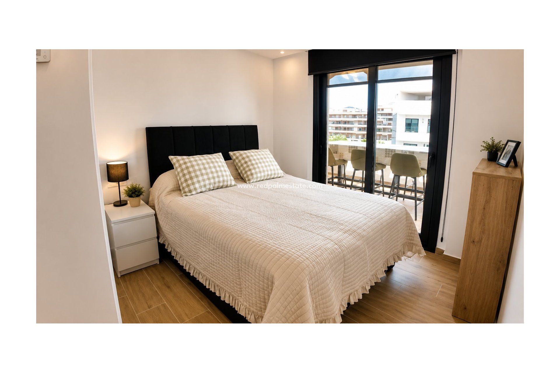 Resale - Apartment -
Orihuela Costa