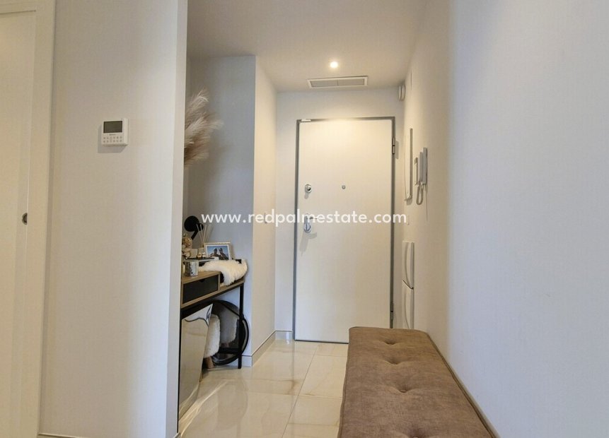 Resale - Apartment -
Orihuela Costa