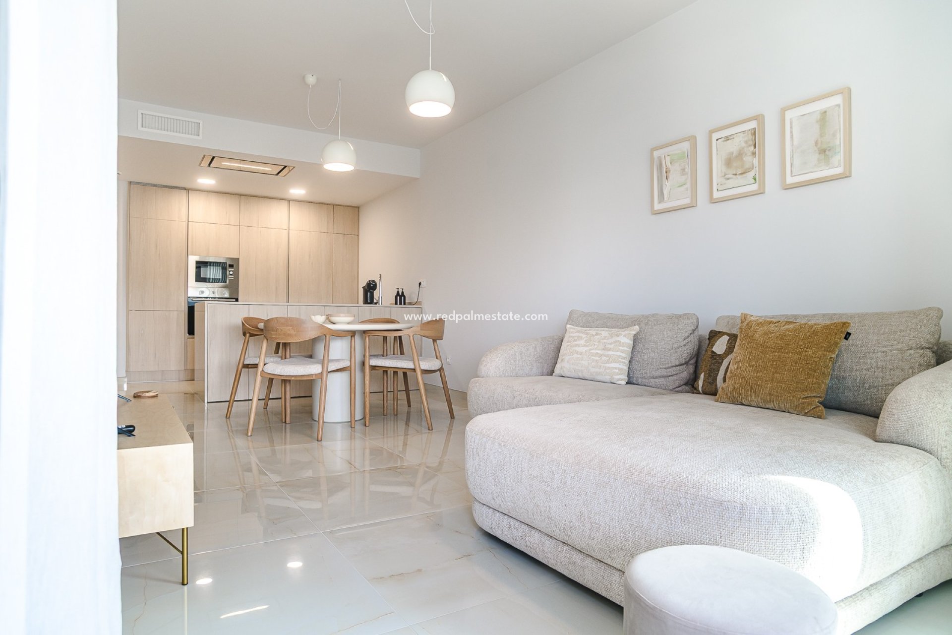 Resale - Apartment -
Orihuela Costa