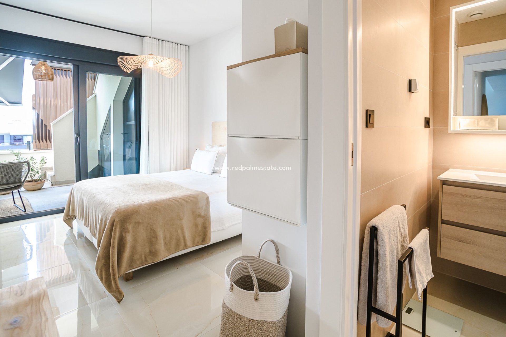 Resale - Apartment -
Orihuela Costa