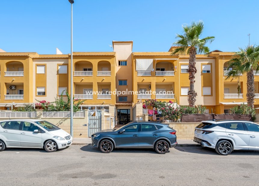Resale - Apartment -
Orihuela Costa