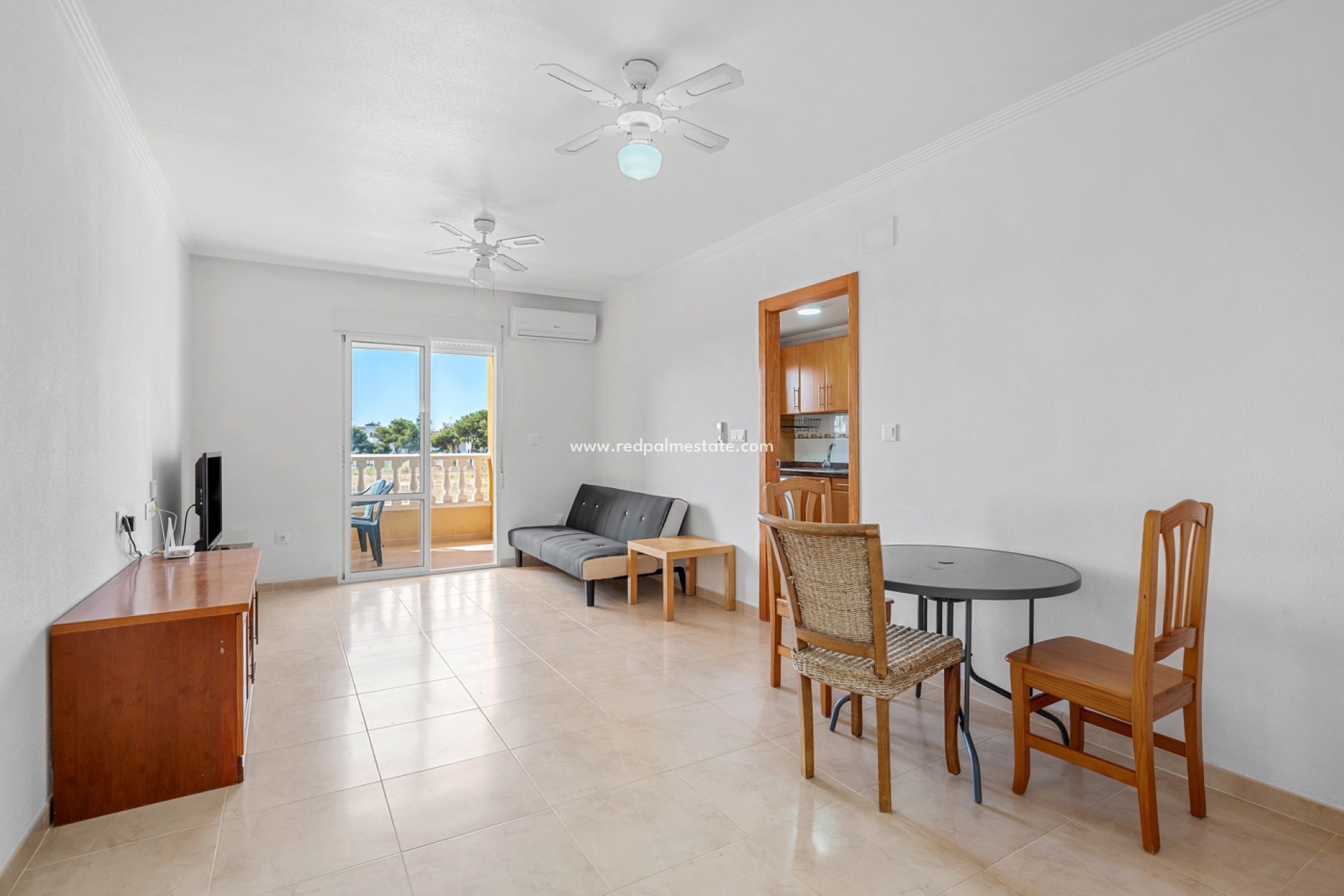 Resale - Apartment -
Orihuela Costa