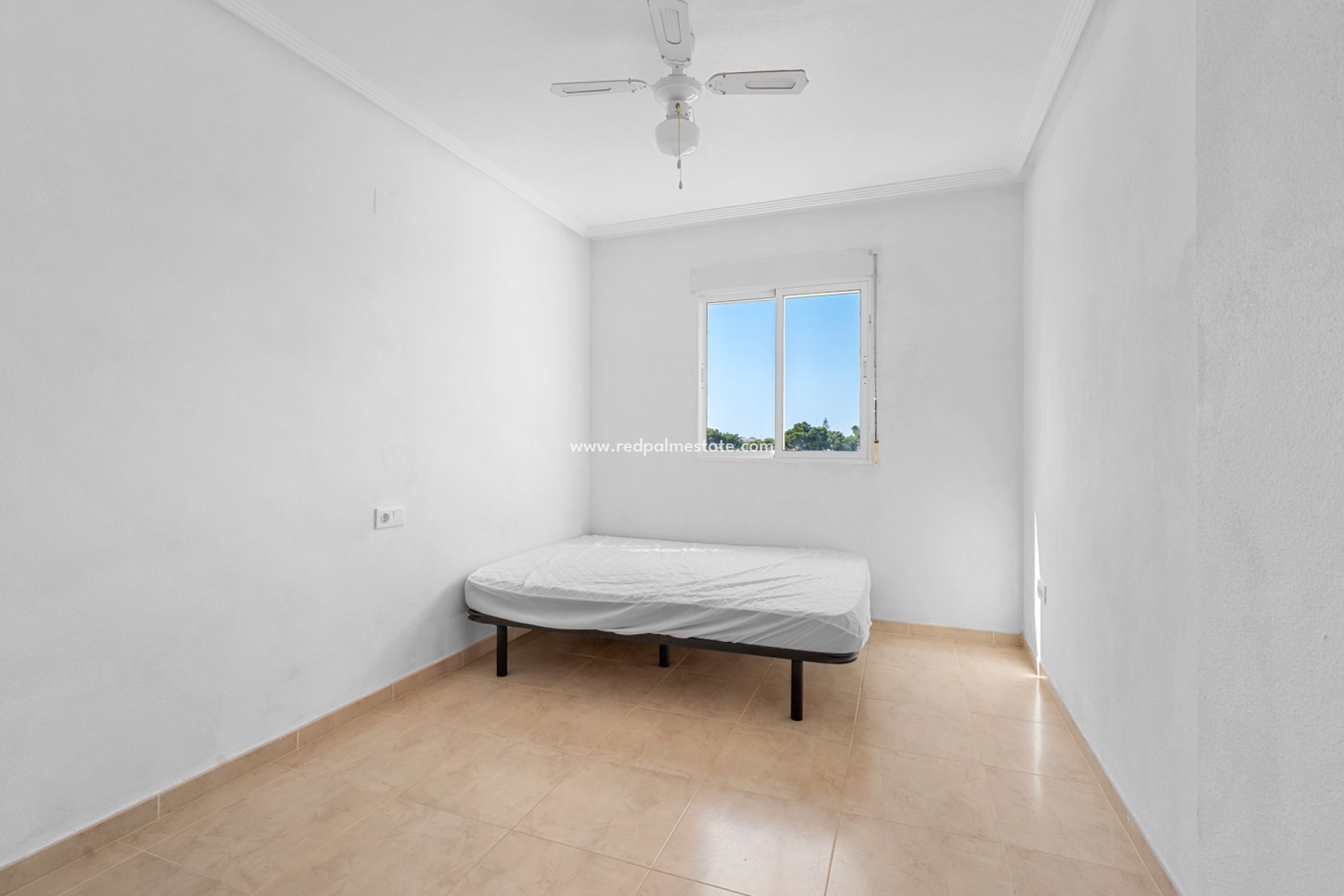 Resale - Apartment -
Orihuela Costa