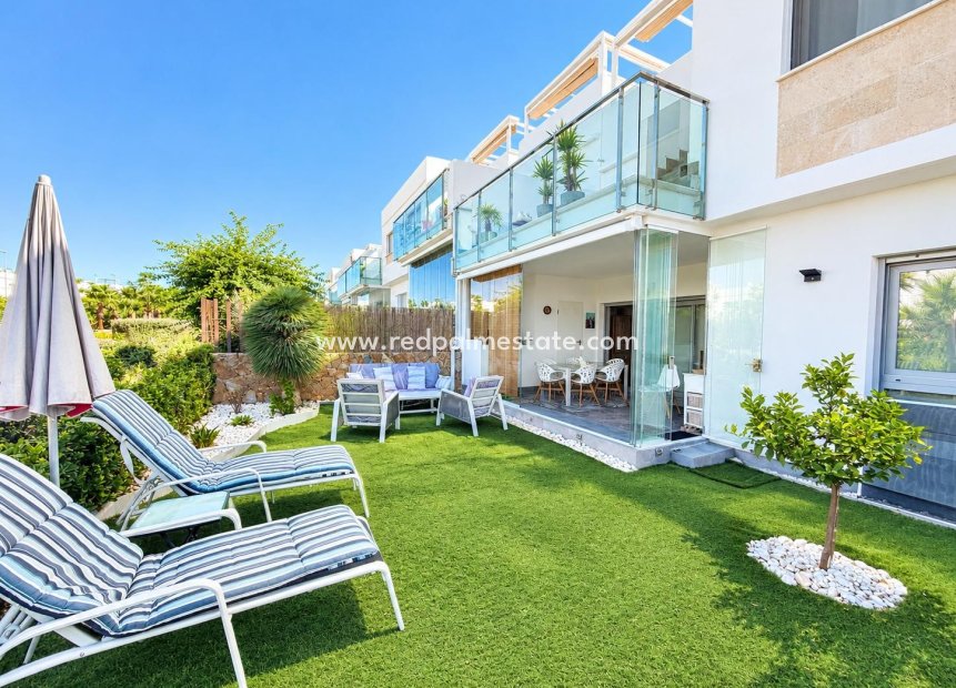 Resale - Apartment -
Orihuela Costa