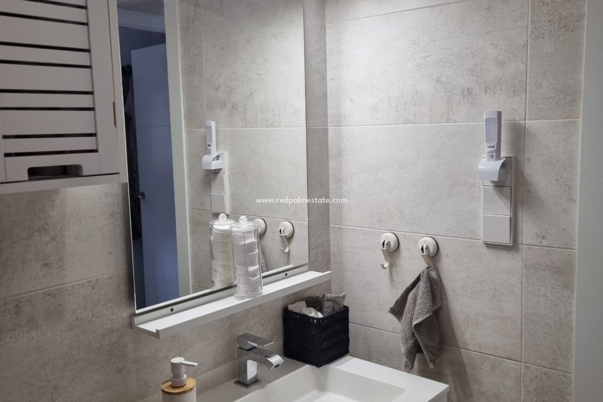 Resale - Apartment -
Orihuela Costa