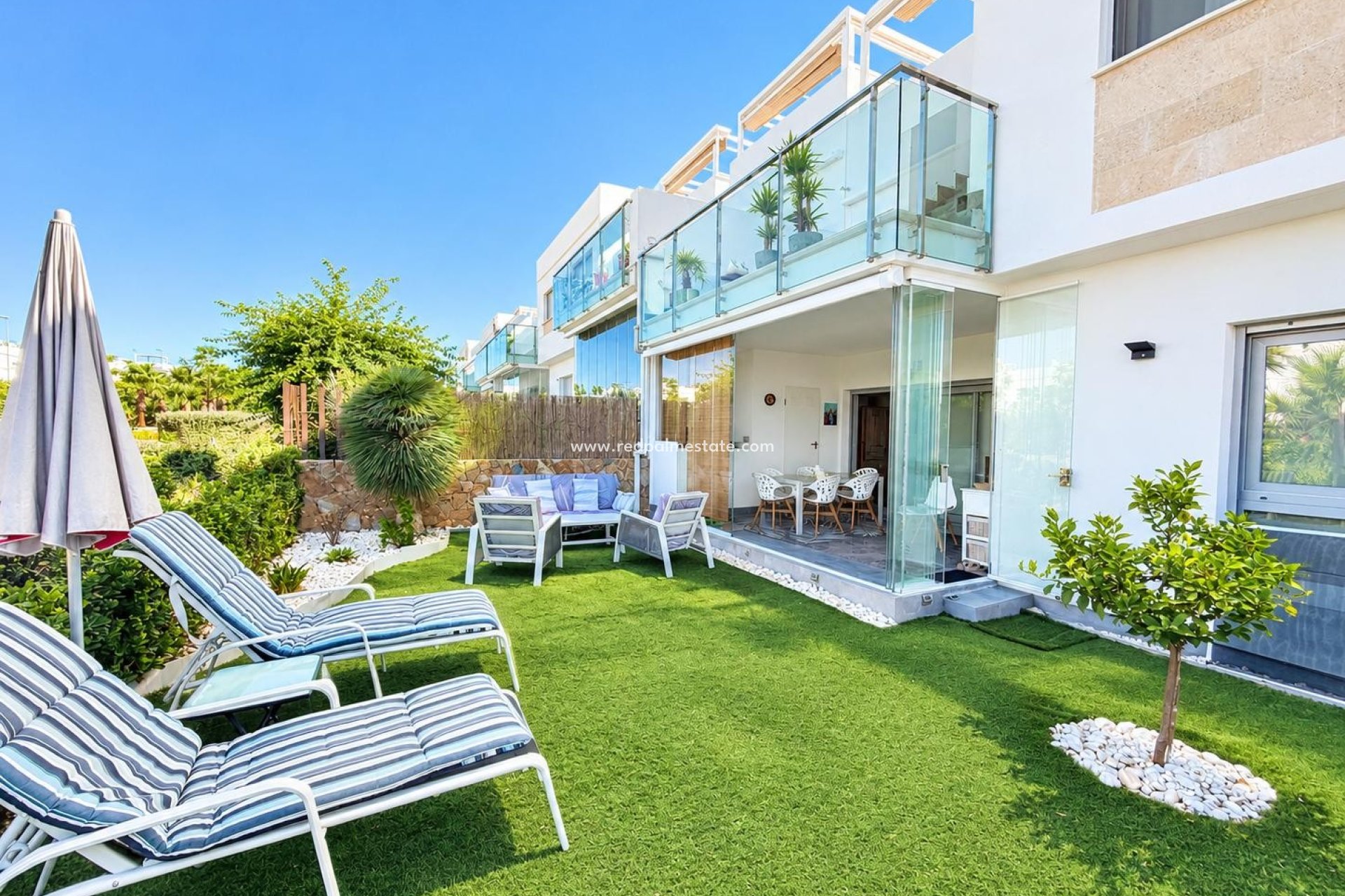 Resale - Apartment -
Orihuela Costa