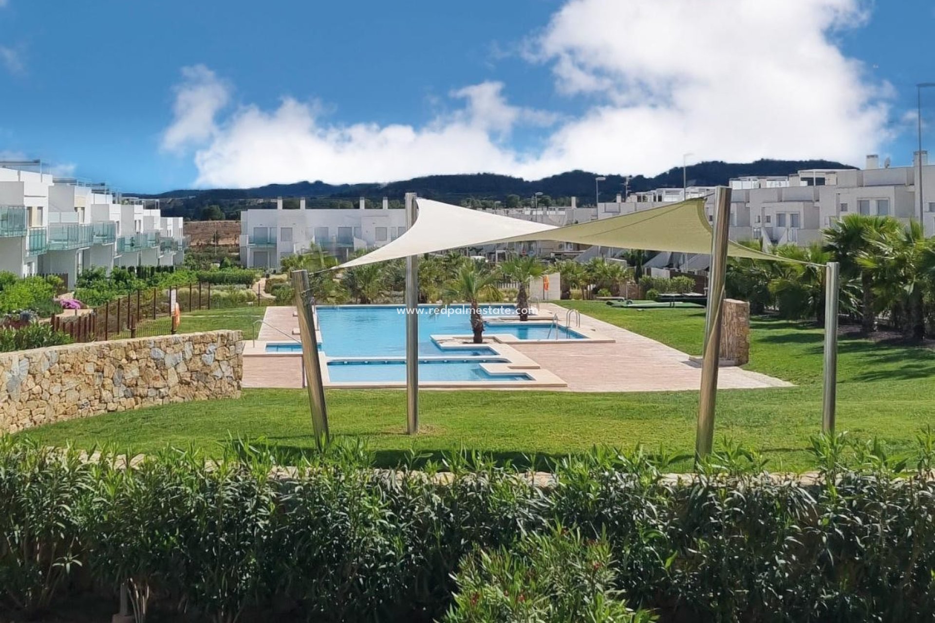 Resale - Apartment -
Orihuela Costa