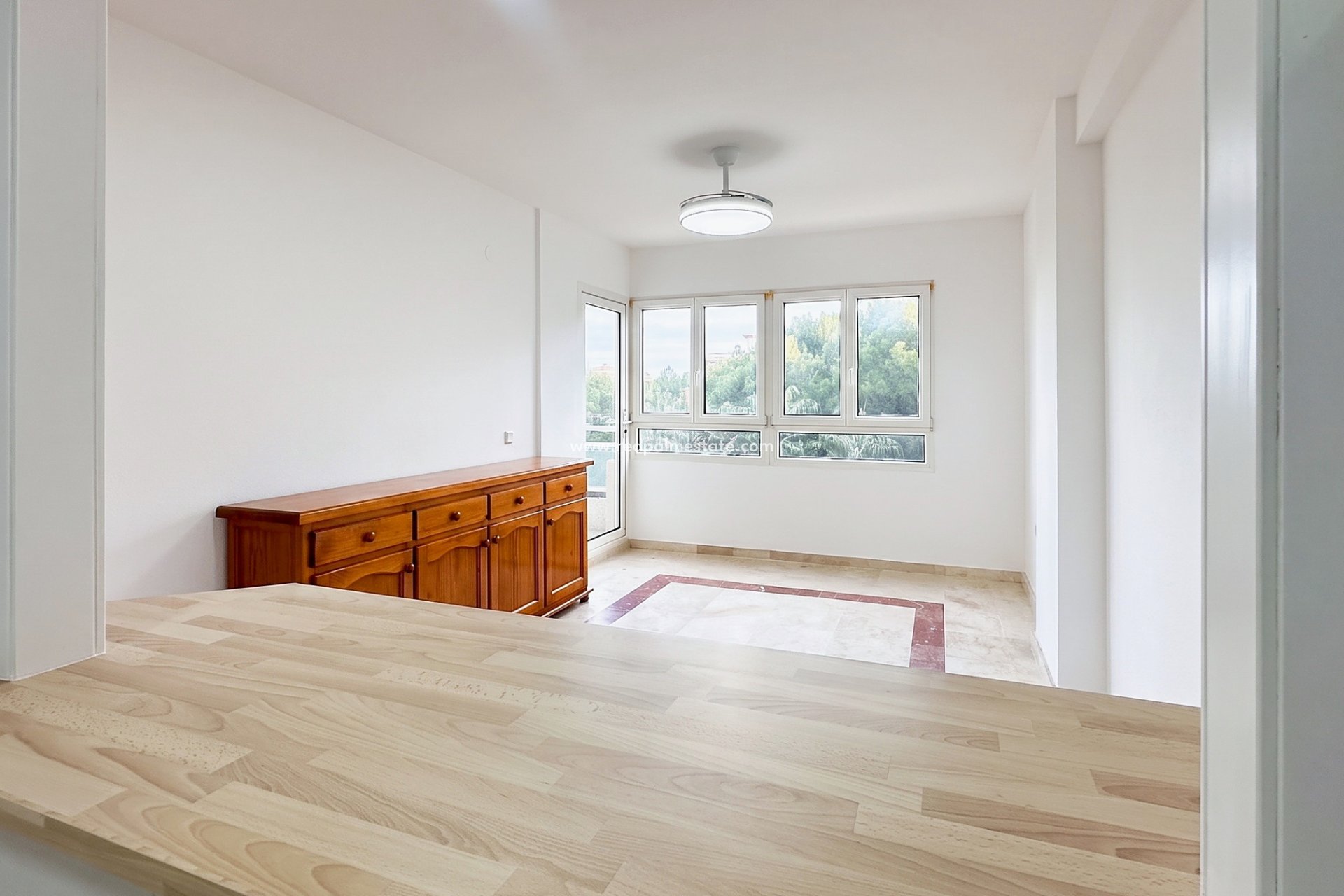 Resale - Apartment -
Orihuela Costa