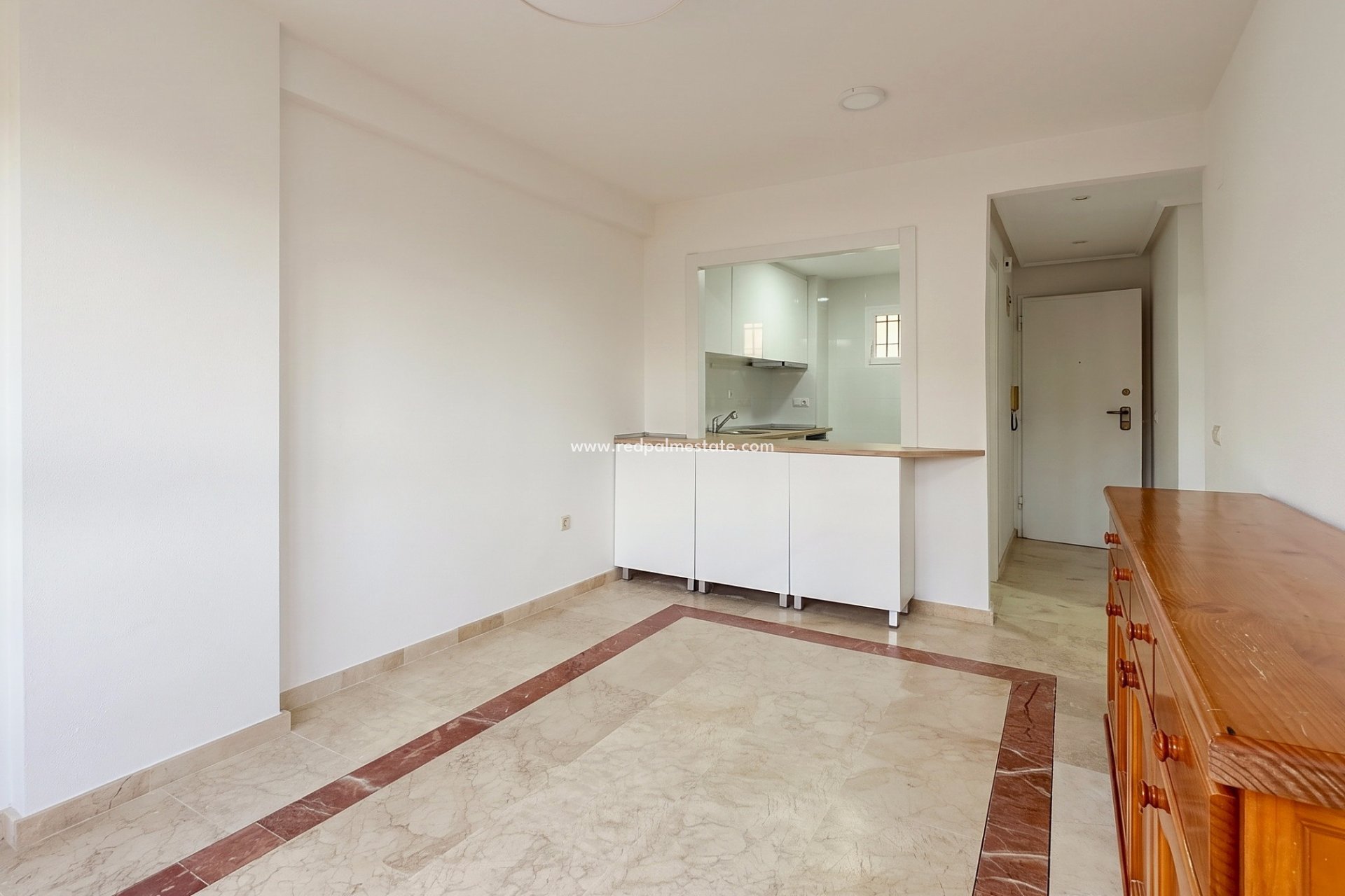 Resale - Apartment -
Orihuela Costa