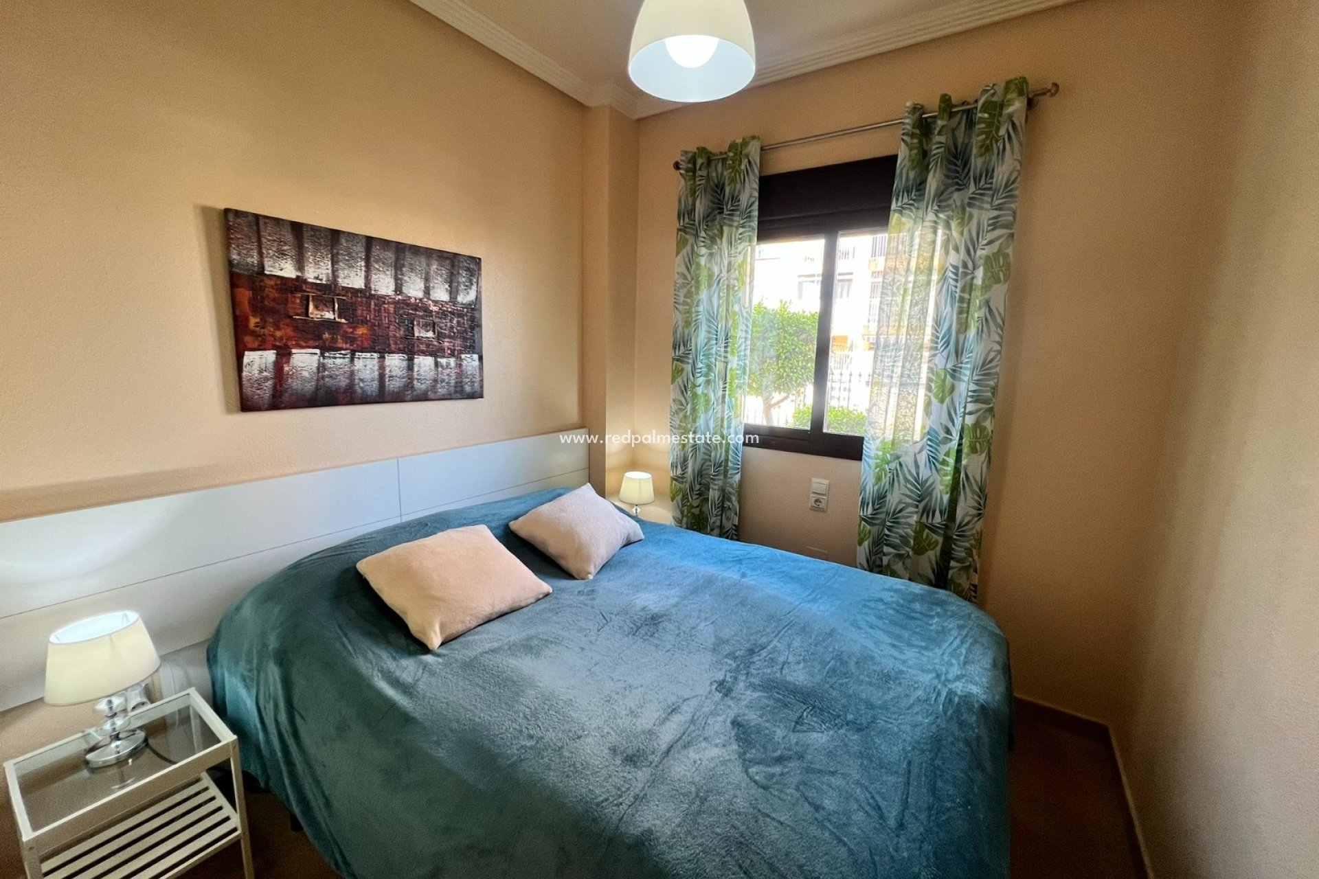 Resale - Apartment -
Orihuela Costa