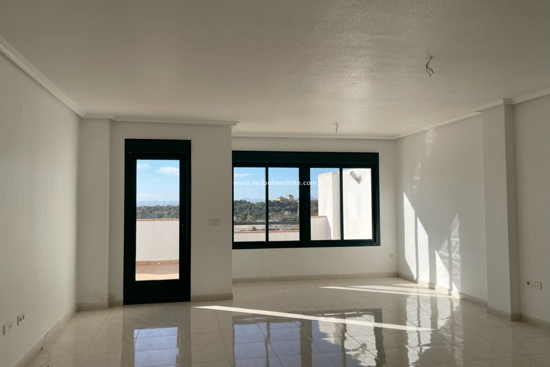 Resale - Apartment -
Orihuela Costa