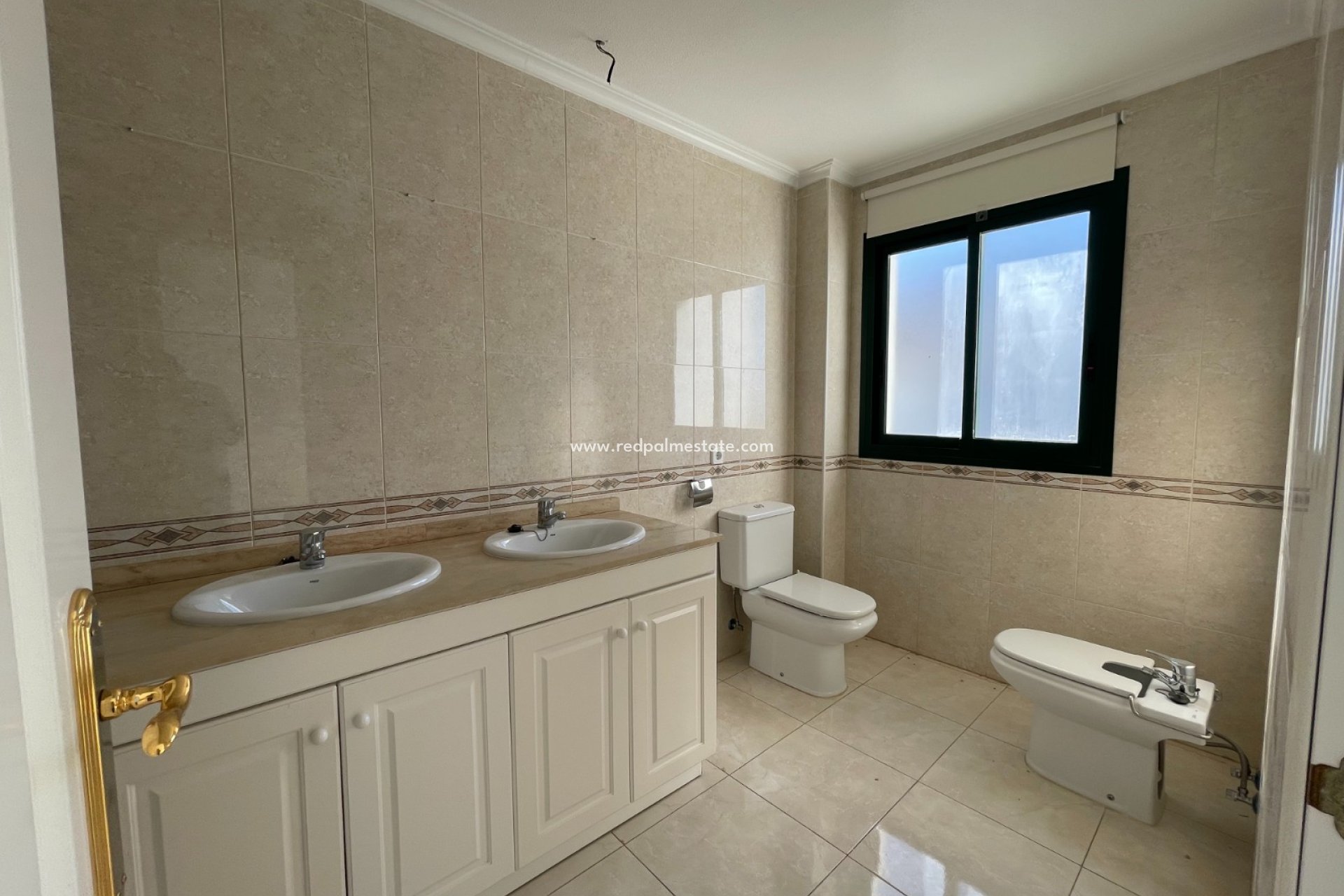 Resale - Apartment -
Orihuela Costa