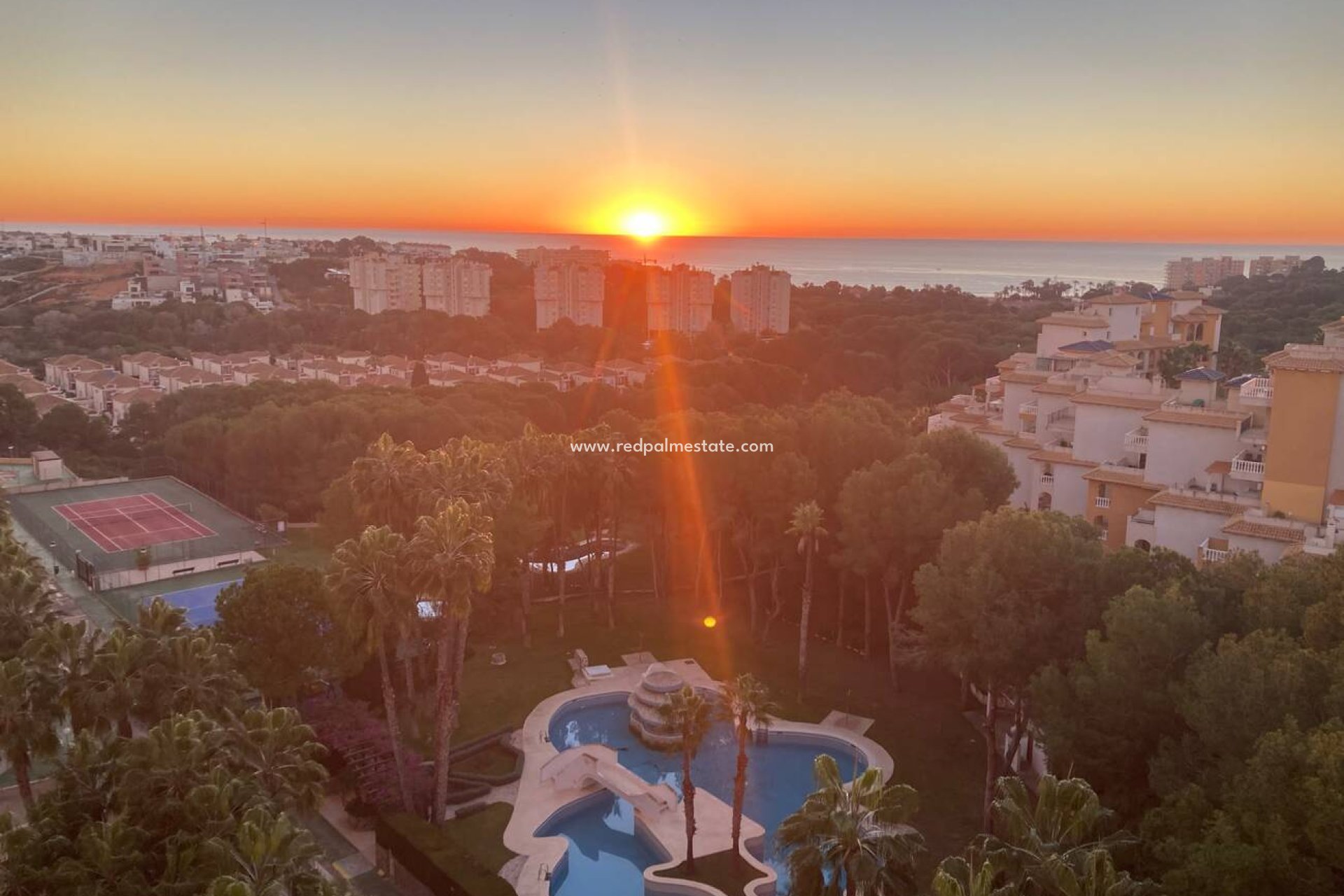 Resale - Apartment -
Orihuela Costa