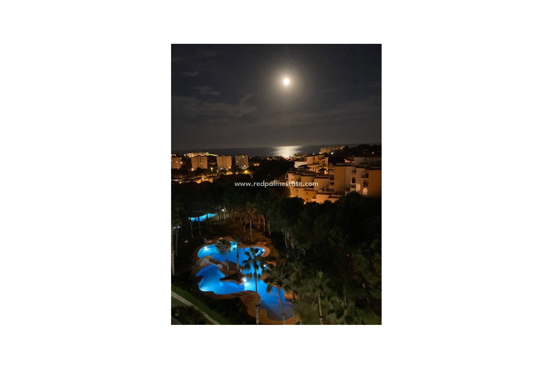 Resale - Apartment -
Orihuela Costa