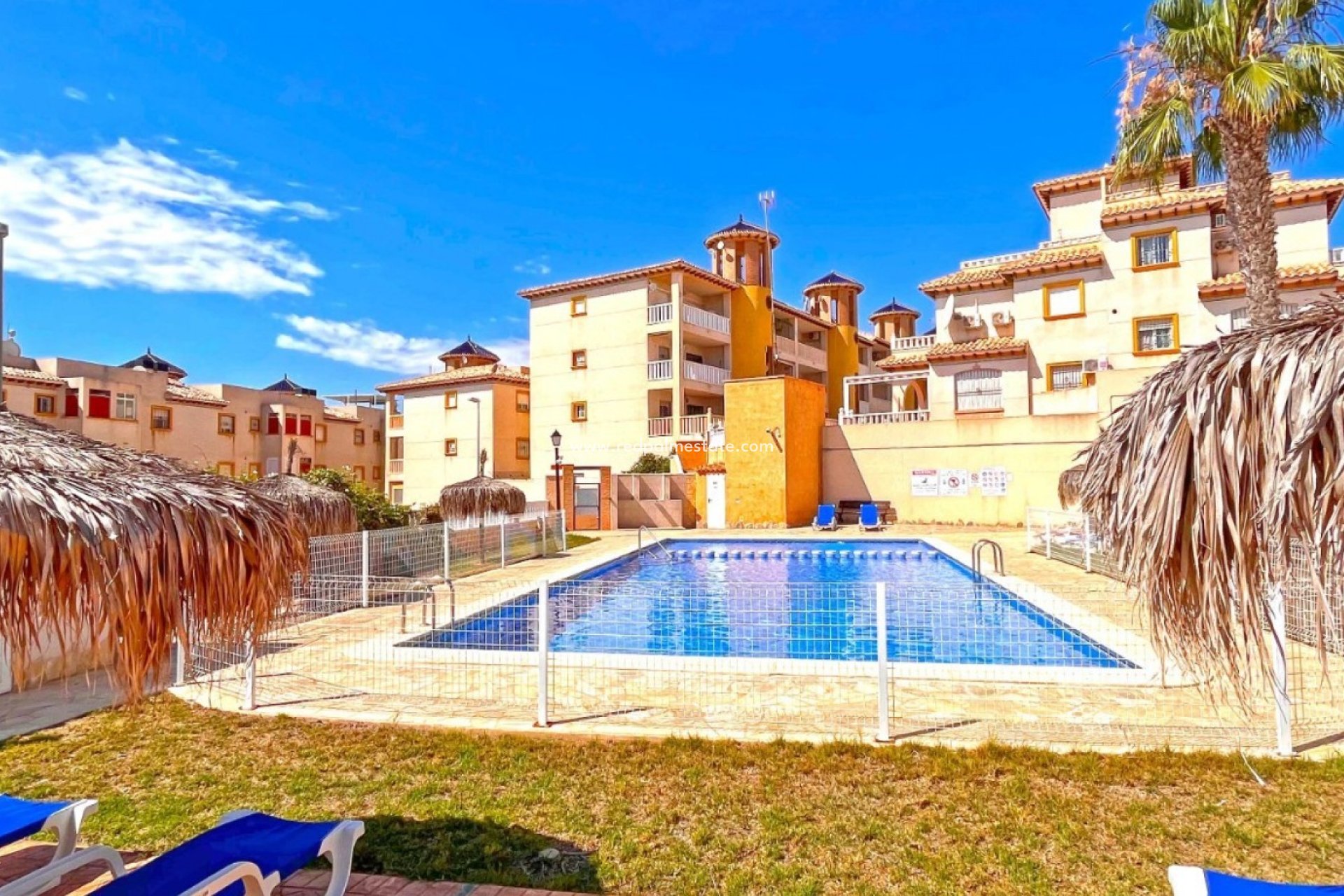 Resale - Apartment -
Orihuela Costa