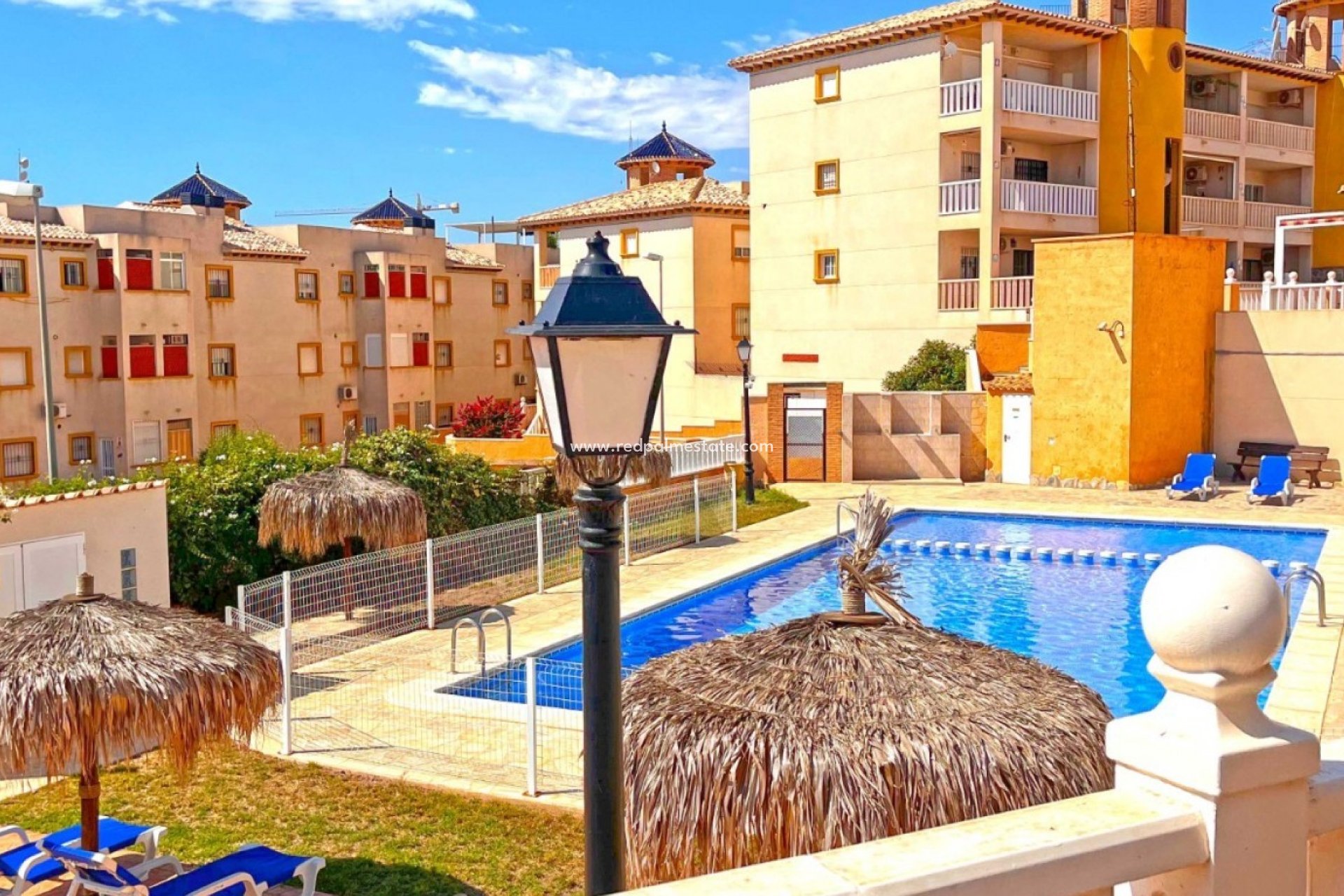 Resale - Apartment -
Orihuela Costa