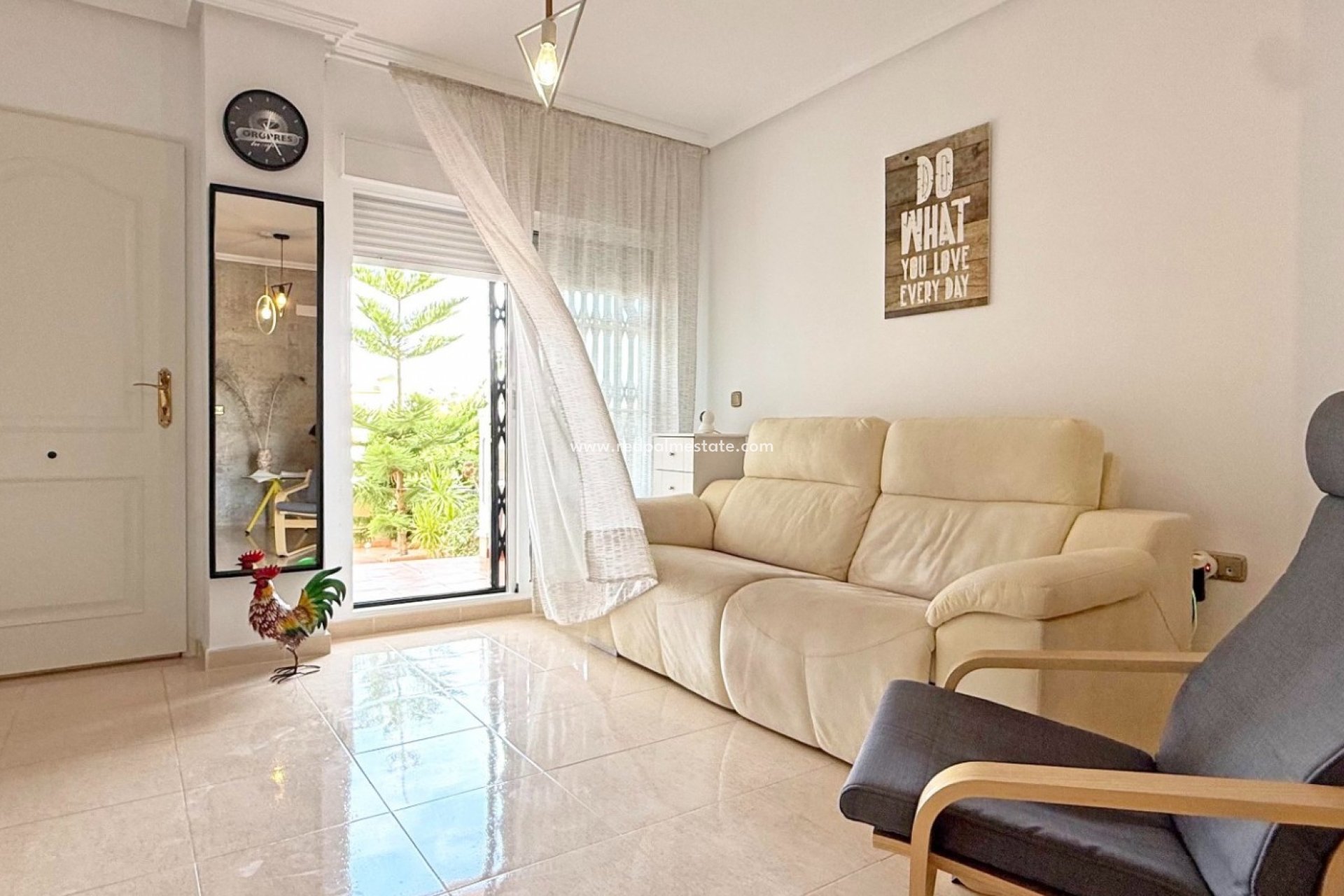 Resale - Apartment -
Orihuela Costa