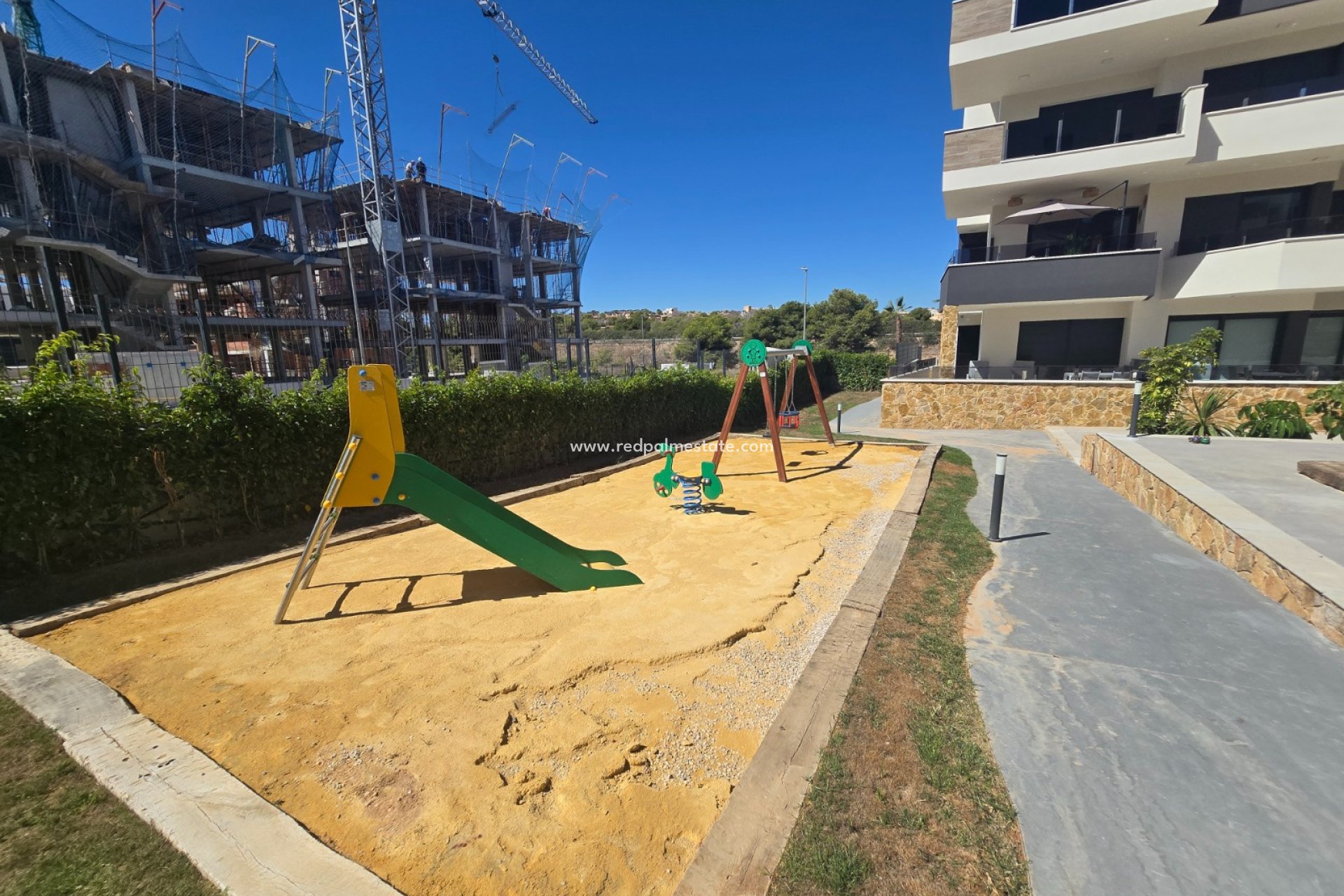 Resale - Apartment -
Orihuela Costa
