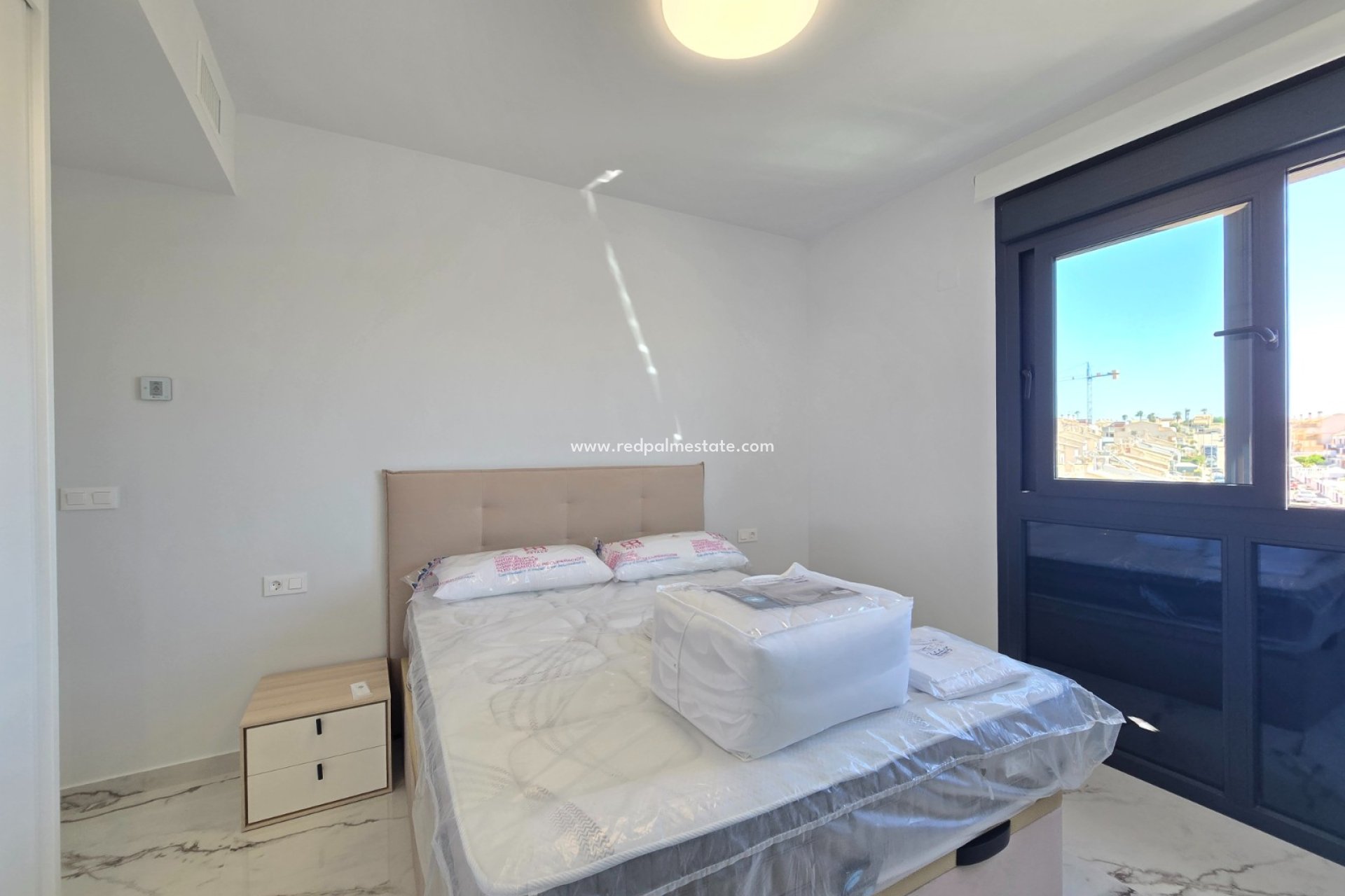 Resale - Apartment -
Orihuela Costa