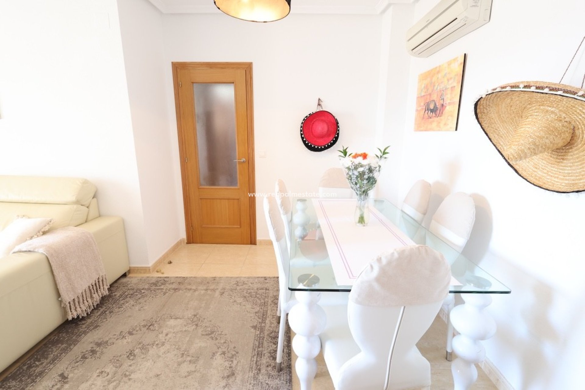 Resale - Apartment -
Orihuela Costa