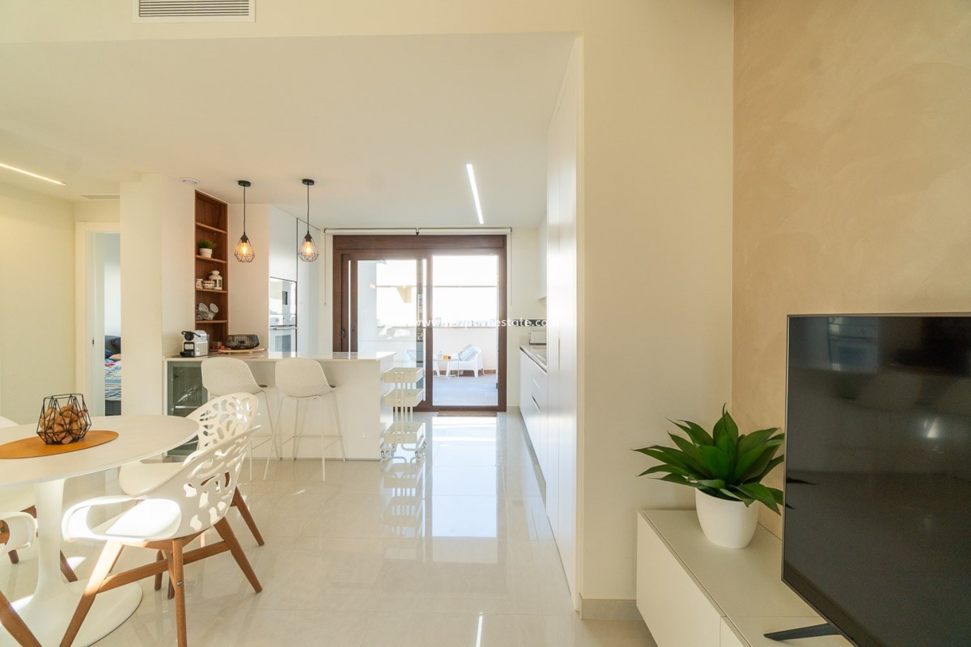 Resale - Apartment -
Orihuela Costa