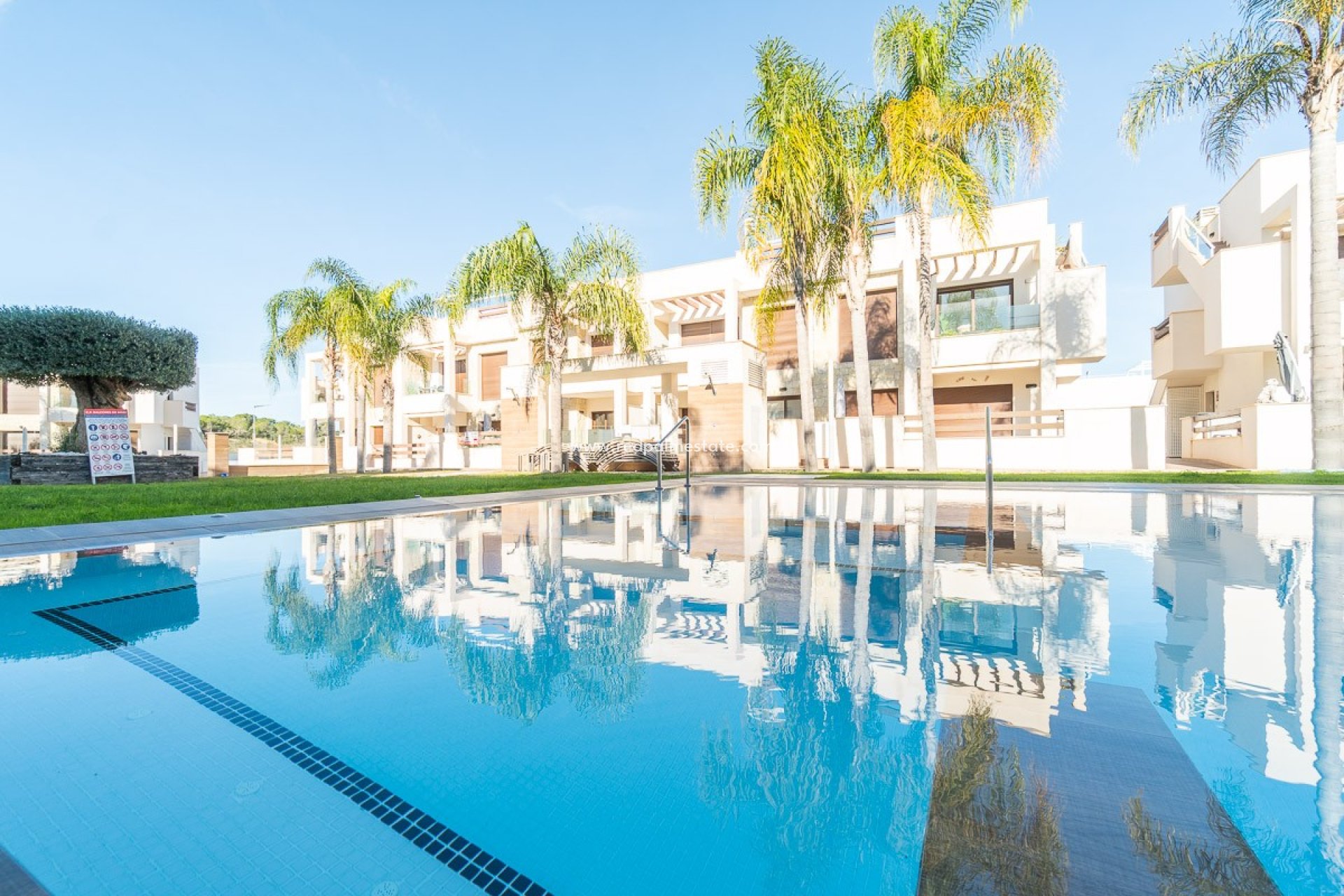 Resale - Apartment -
Orihuela Costa