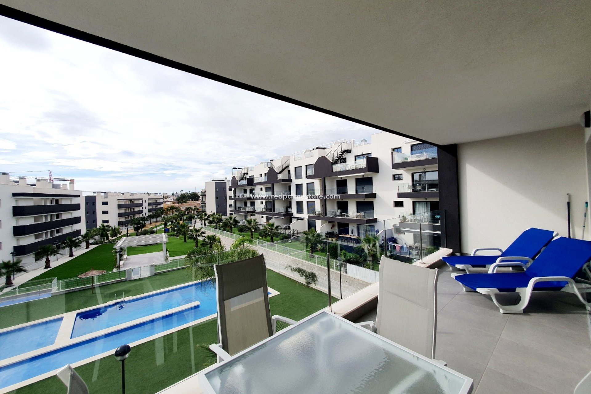 Resale - Apartment -
Orihuela Costa