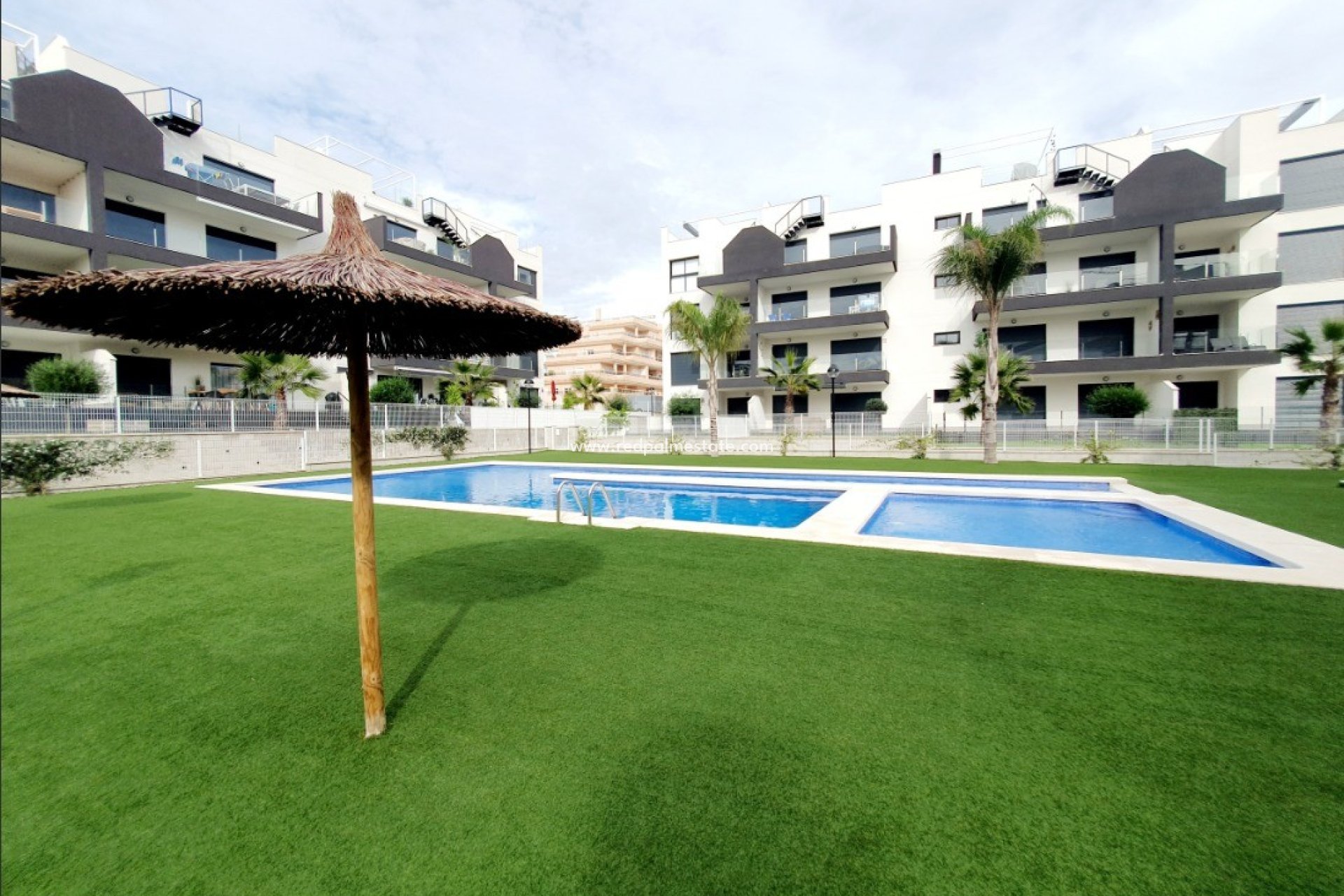 Resale - Apartment -
Orihuela Costa