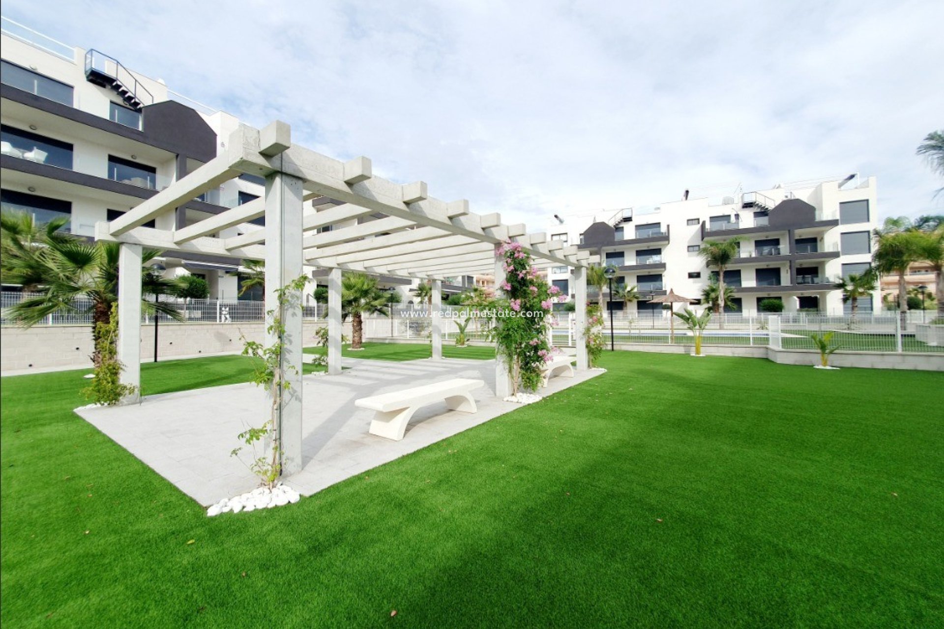 Resale - Apartment -
Orihuela Costa