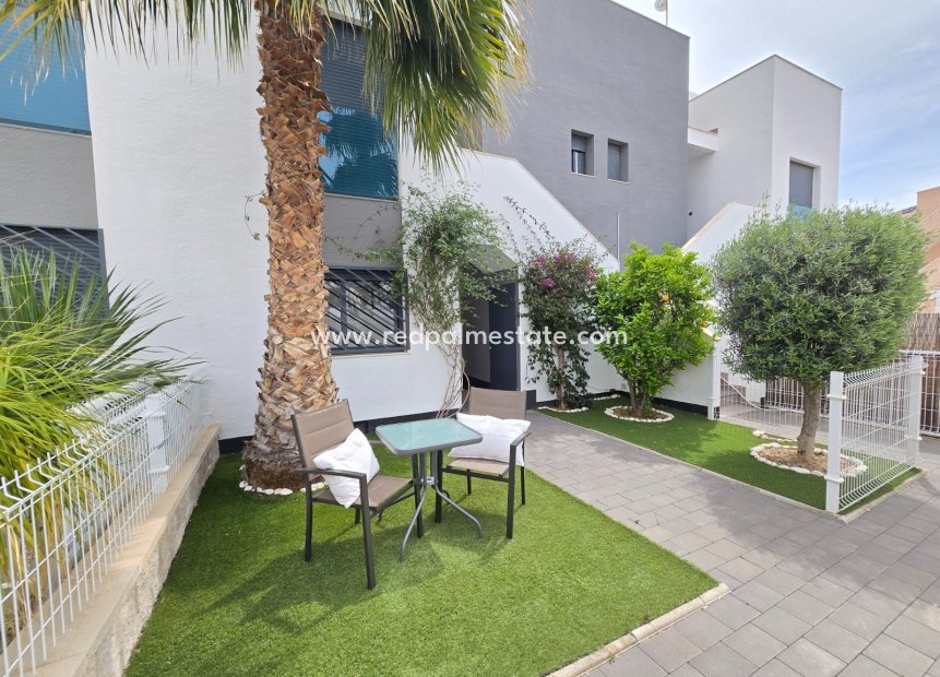 Resale - Apartment -
Orihuela Costa