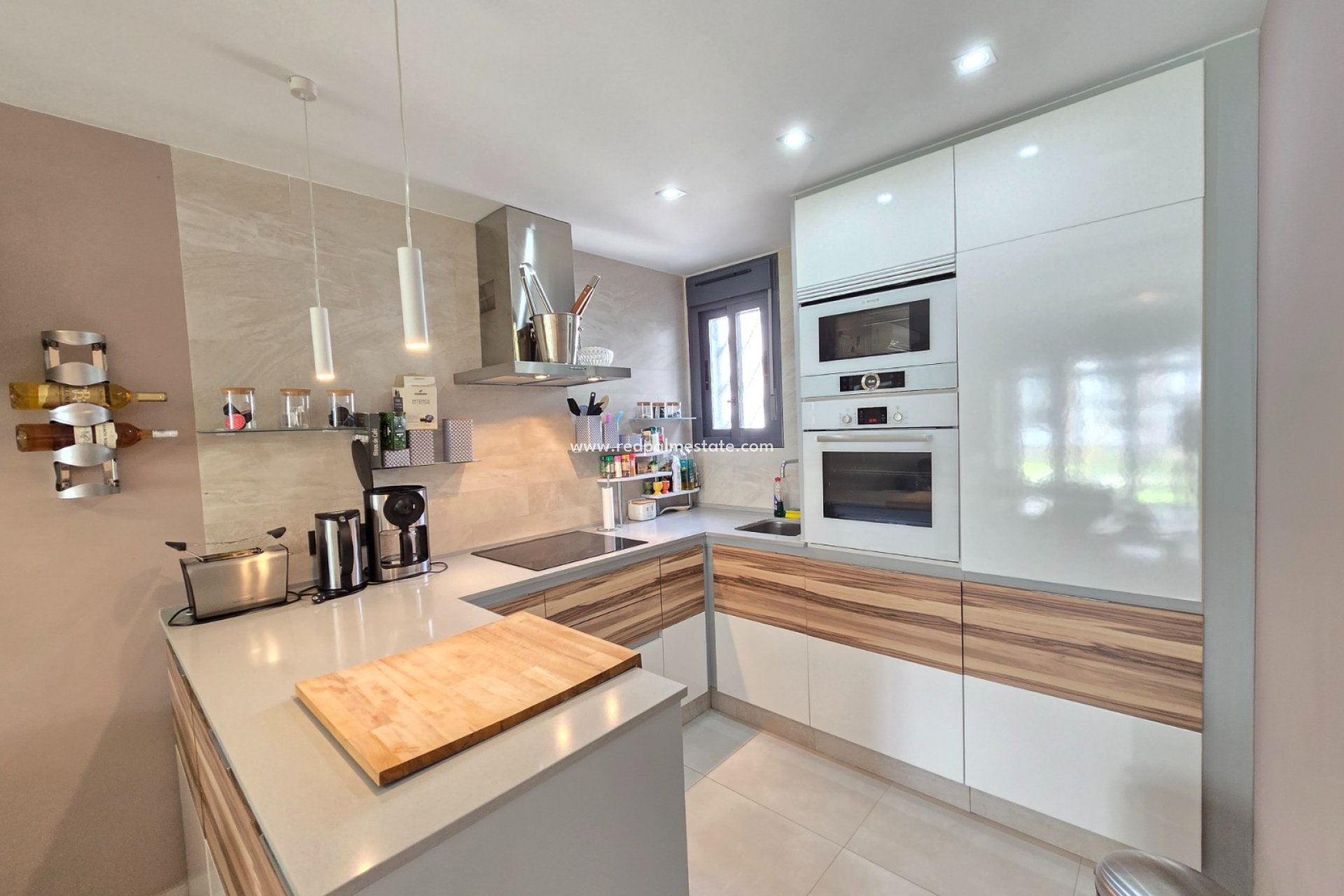 Resale - Apartment -
Orihuela Costa