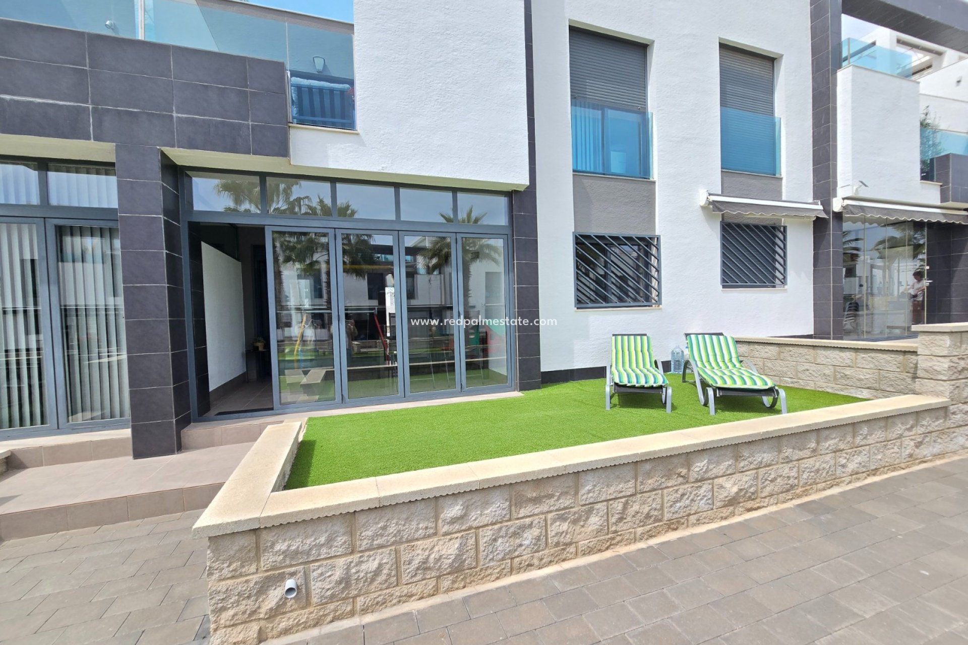 Resale - Apartment -
Orihuela Costa