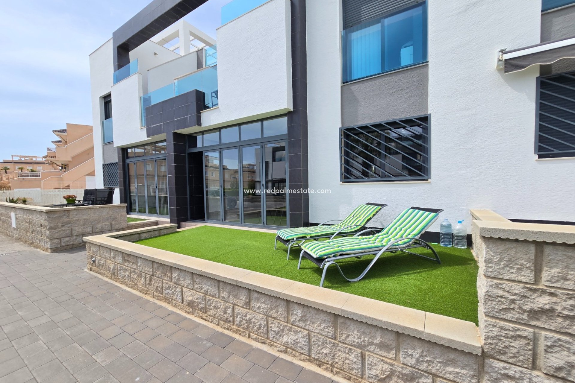 Resale - Apartment -
Orihuela Costa