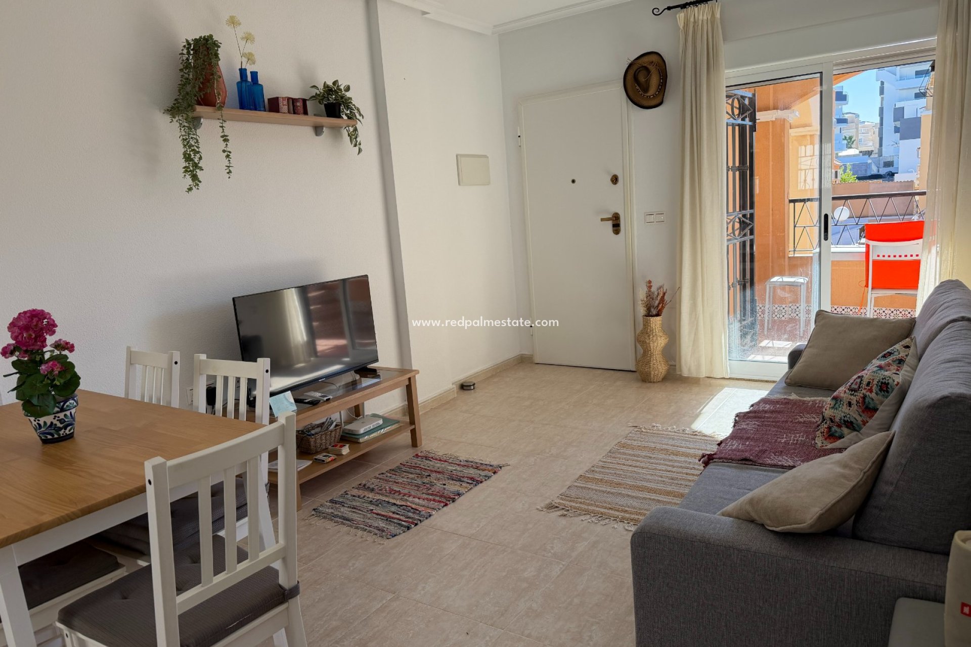 Resale - Apartment -
Orihuela Costa